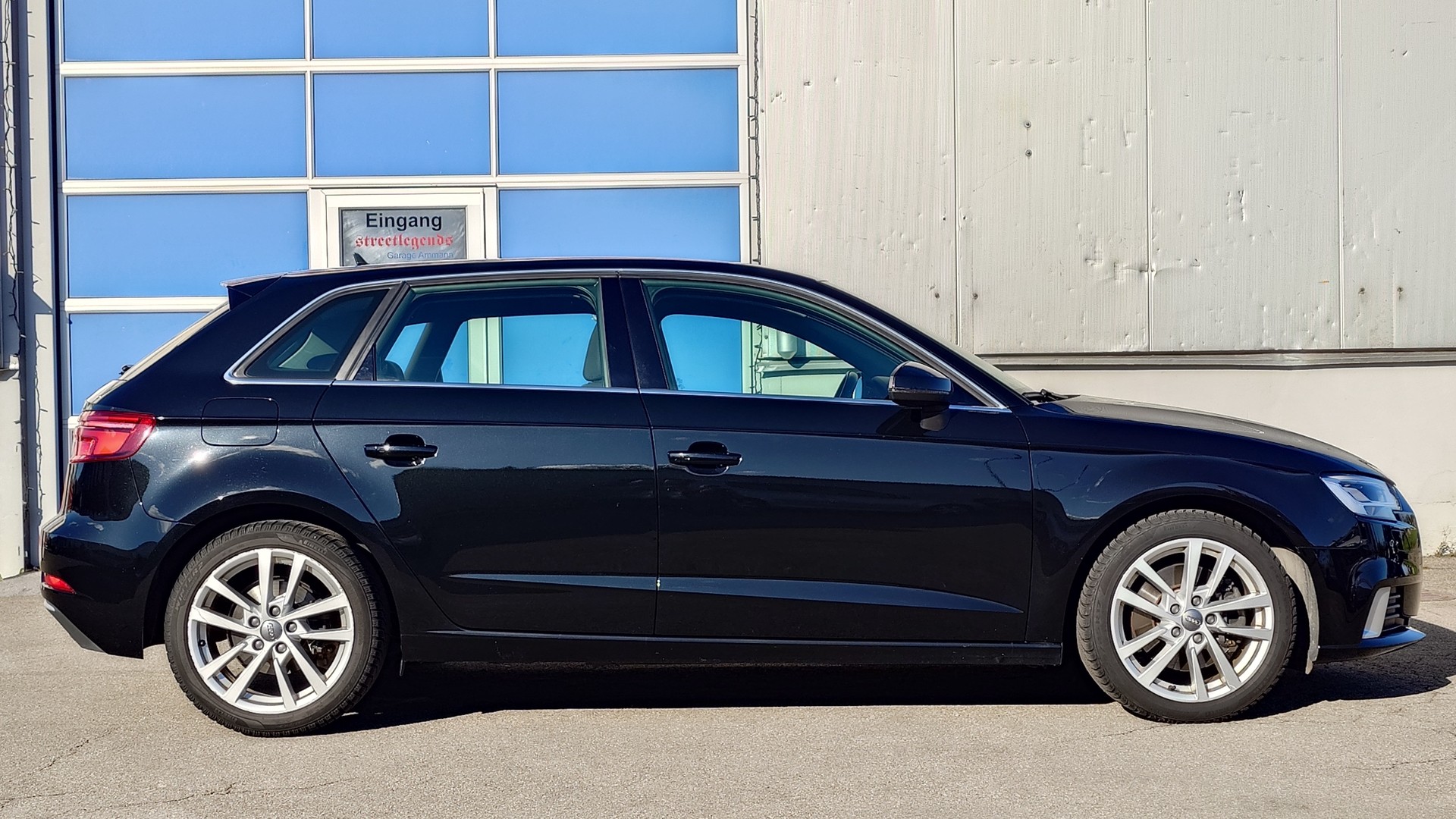 AUDI A3 Sportback 40 TFSI Sport quattro S-tronic-image-3