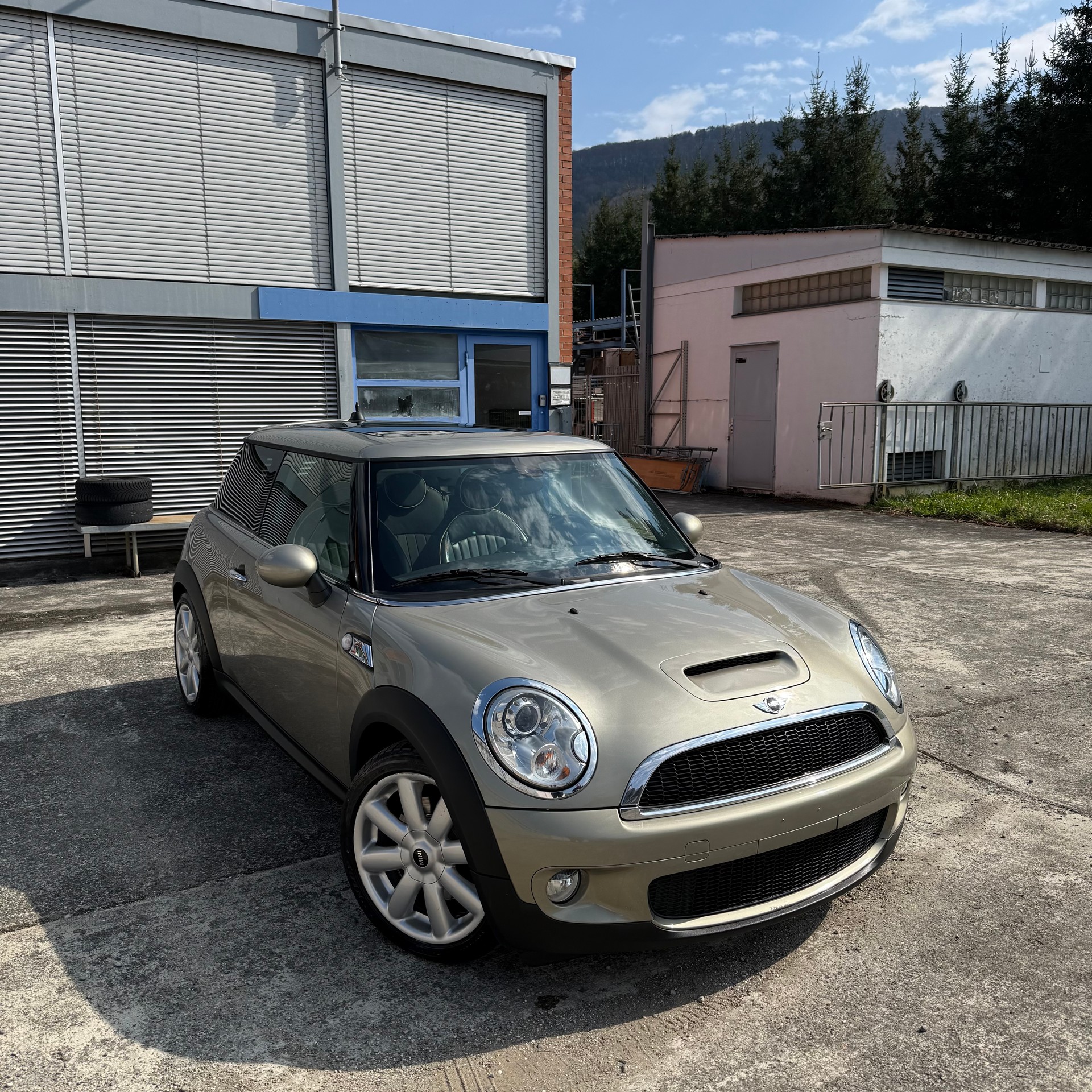 MINI Cooper S-image-0