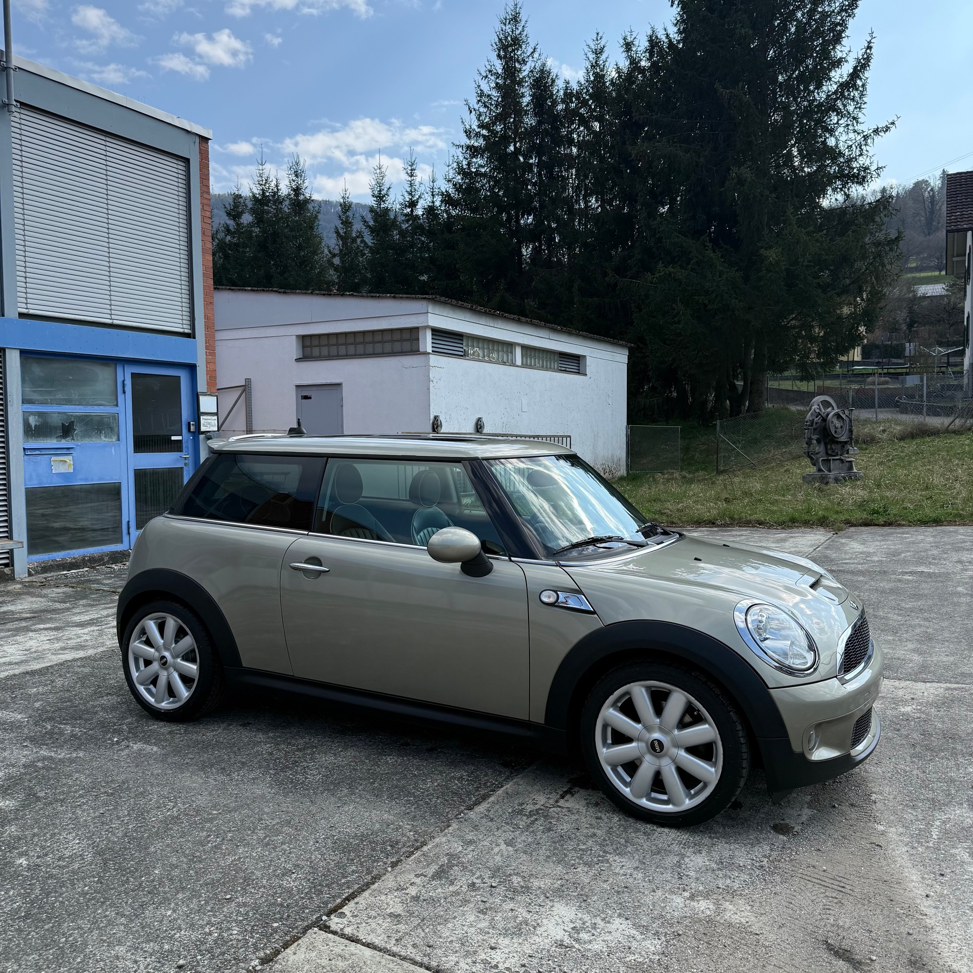 MINI Cooper S-image-2