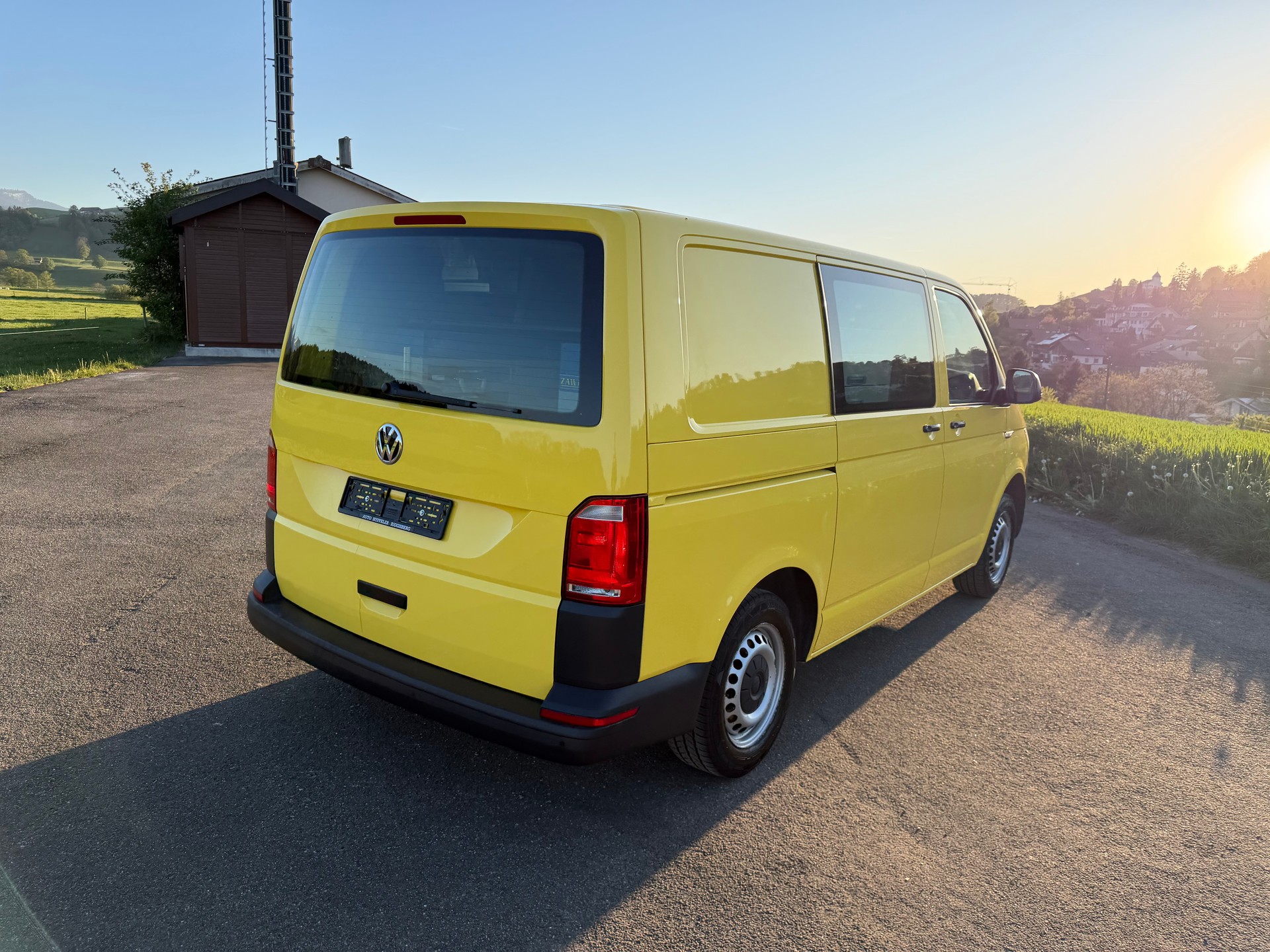VW T6 2.0 TDI Euro 6-image-2