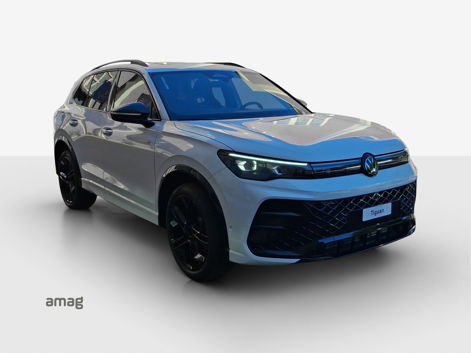 VW Tiguan 2.0 TSI DSG R-Line 4Motion-image-5
