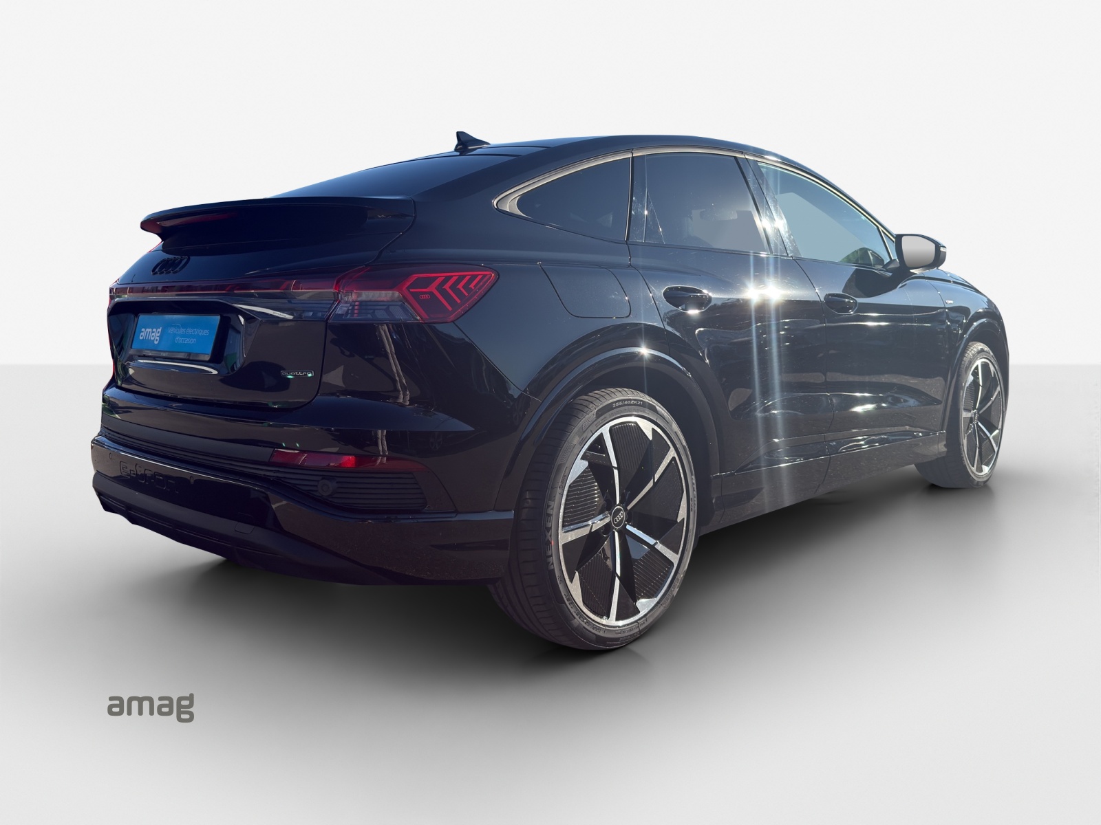 AUDI Q4 Sportback e-tron 50 quattro-image-5