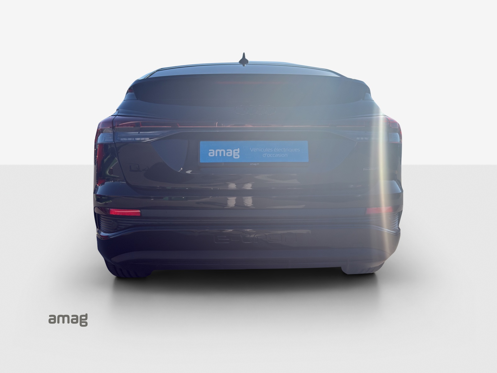AUDI Q4 Sportback e-tron 50 quattro-image-4