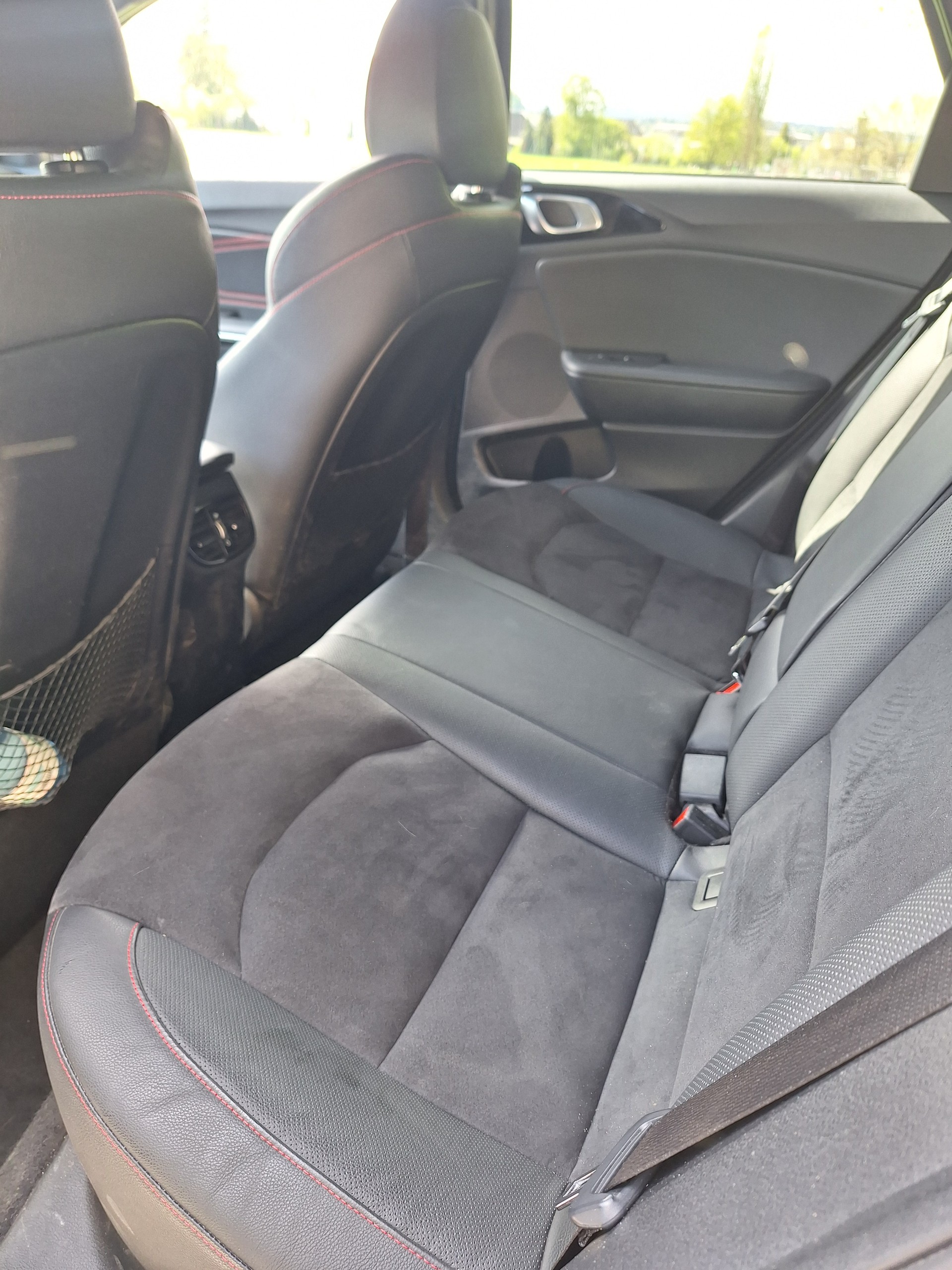 KIA 1.6 T-GDi GT-image-4