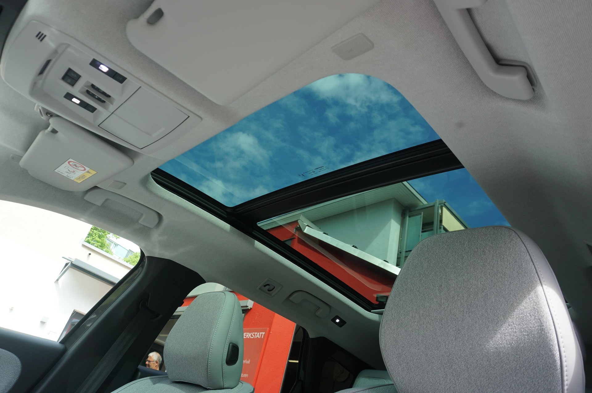 CITROEN e-C5 Aircross Max-image-10