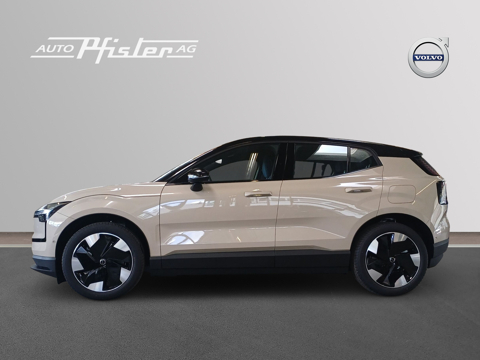VOLVO EX30 E60 Twin Ultra Performance AWD-image-2