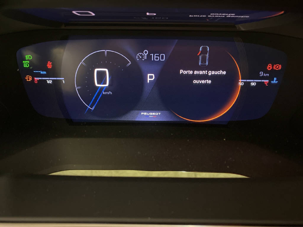 PEUGEOT 208 1.2 Hybrid 145 GT-image-8