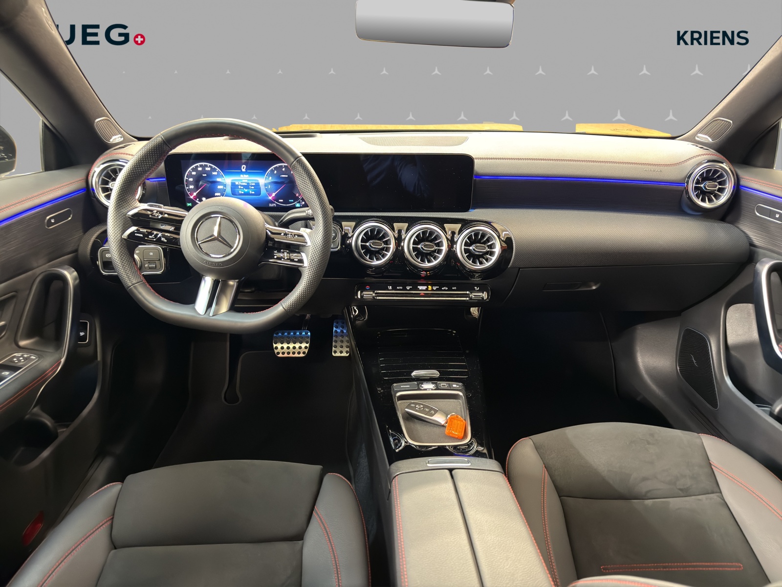 MERCEDES-BENZ CLA 200 - AMG / Rückfahrkamera / Head-Up Display / Soundsystem / Ambiente-Licht-image-10