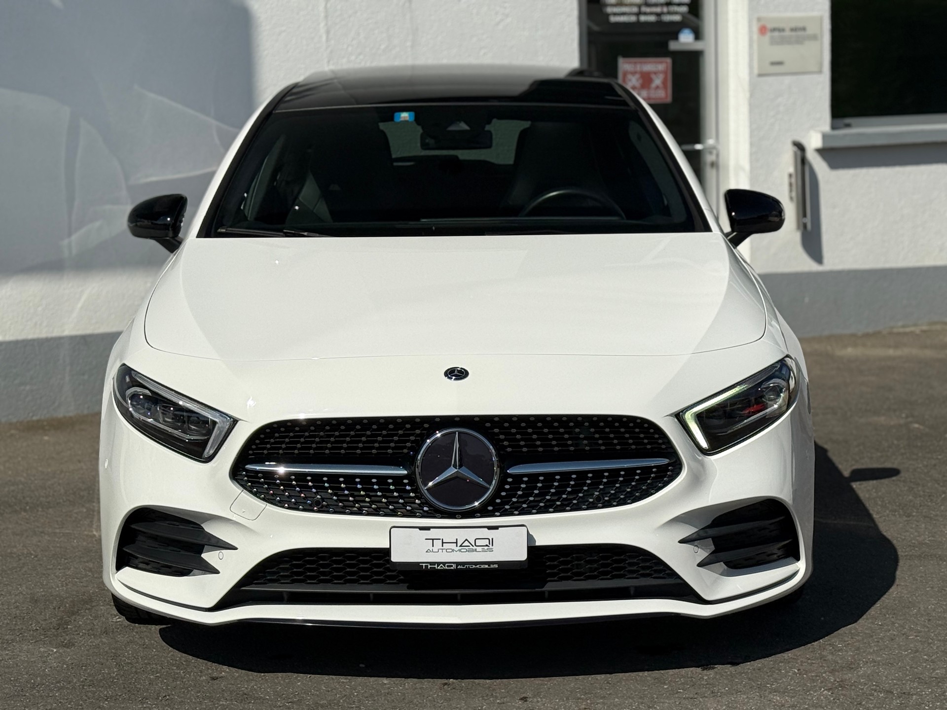 MERCEDES-BENZ A 200 AMG Line 7G-DCT-image-6