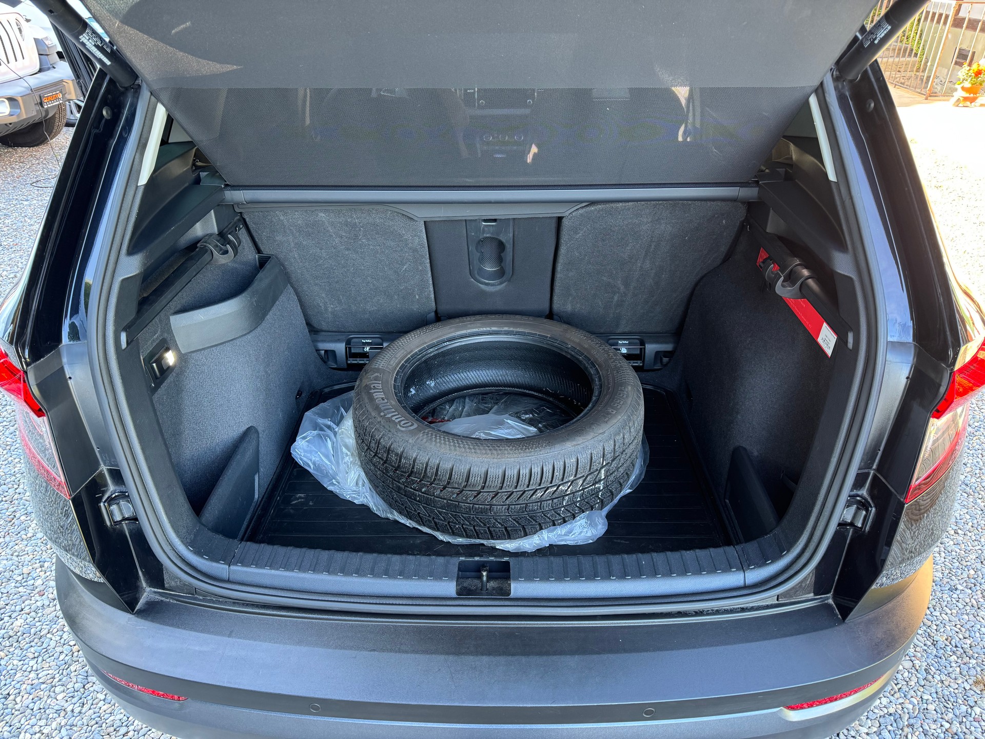 SKODA Karoq 1.0 TSI Ambition DSG-image-7
