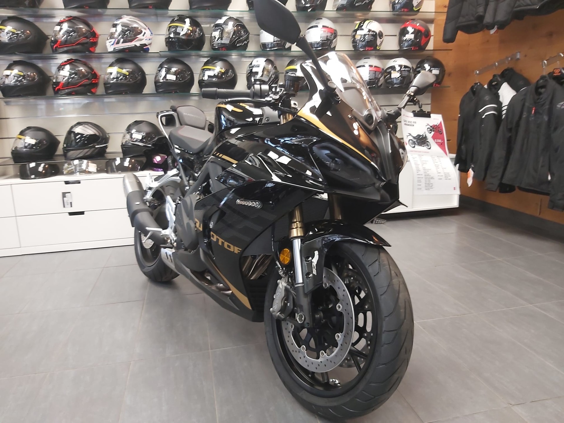 QJ SRK 800 RR (35kw)