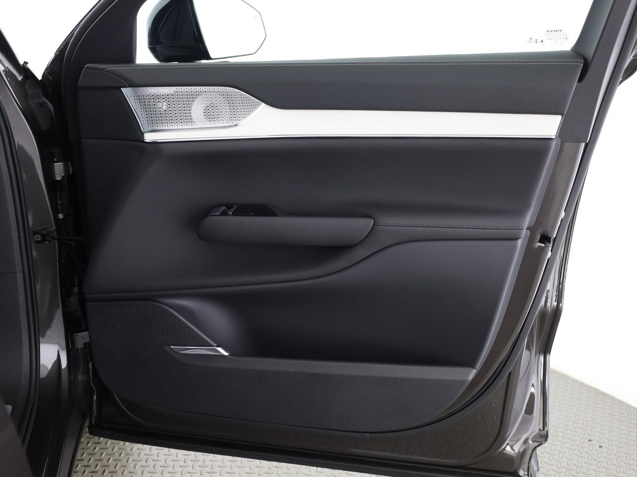 VOLVO EX90 Twin Performance Ultra AWD-image-19