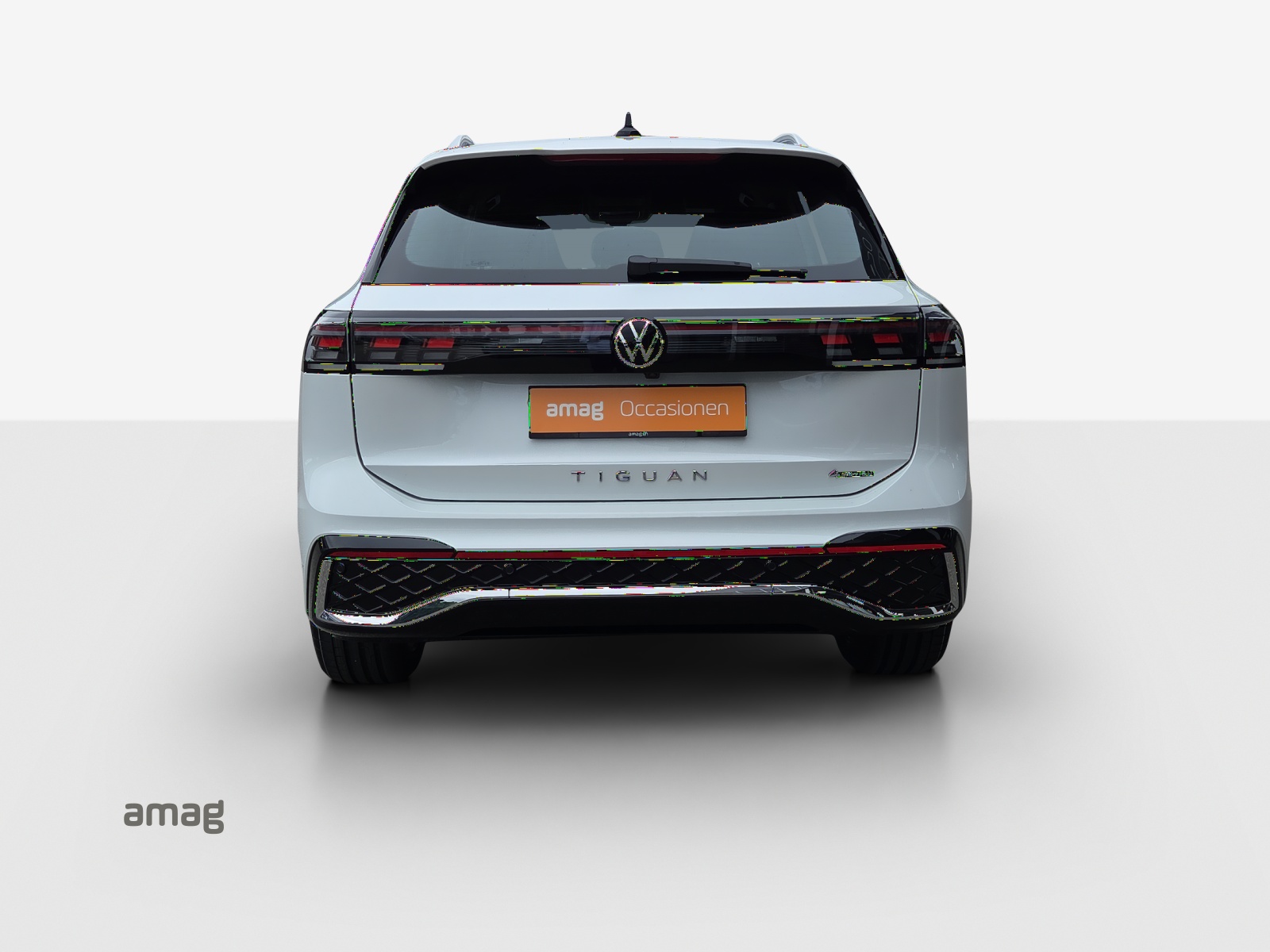 VW Tiguan 2.0 TDI SCR R-Line 4Motion DSG-showroom-element-3