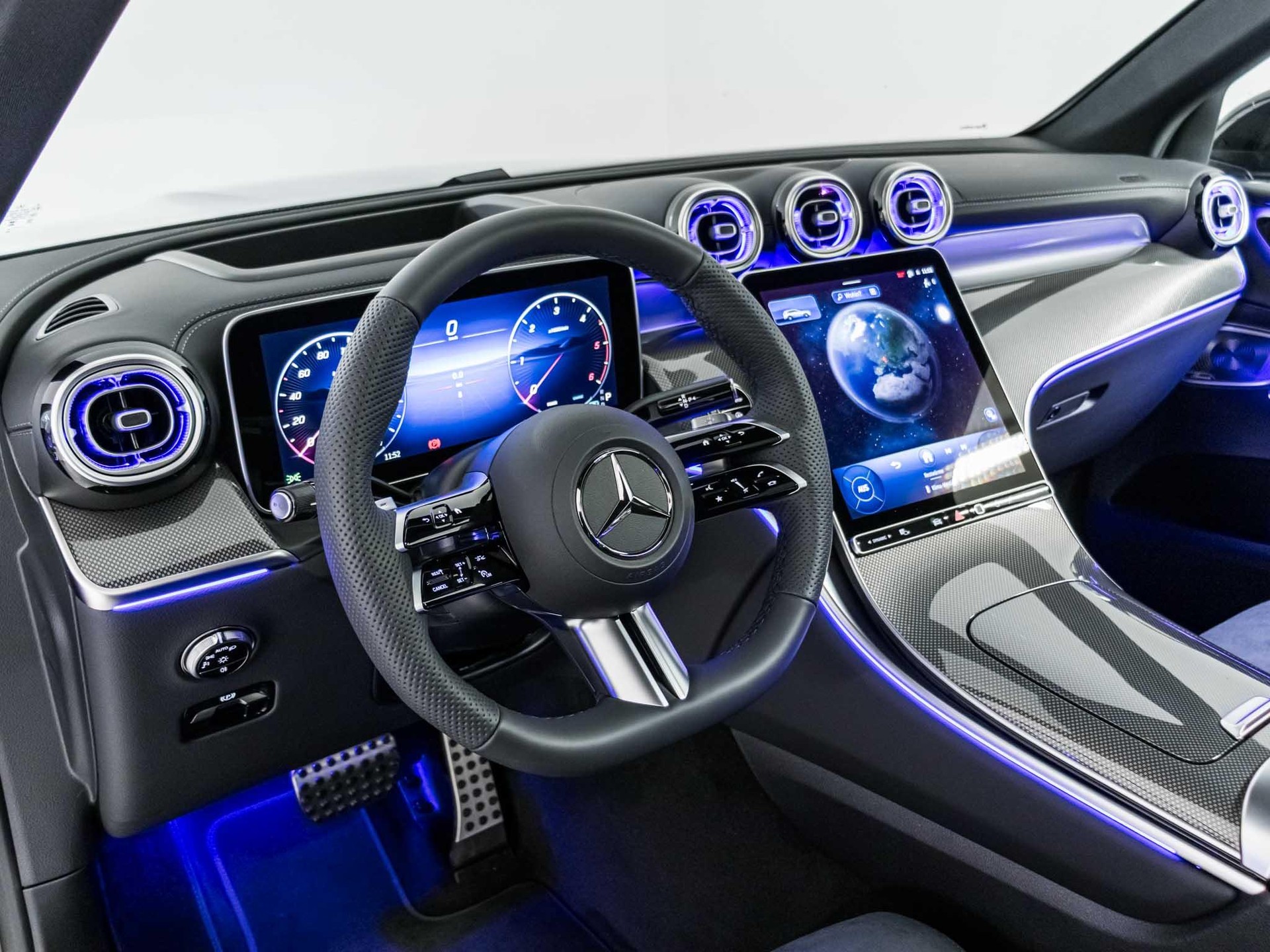 MERCEDES-BENZ GLC 220 d 4MATIC-image-9