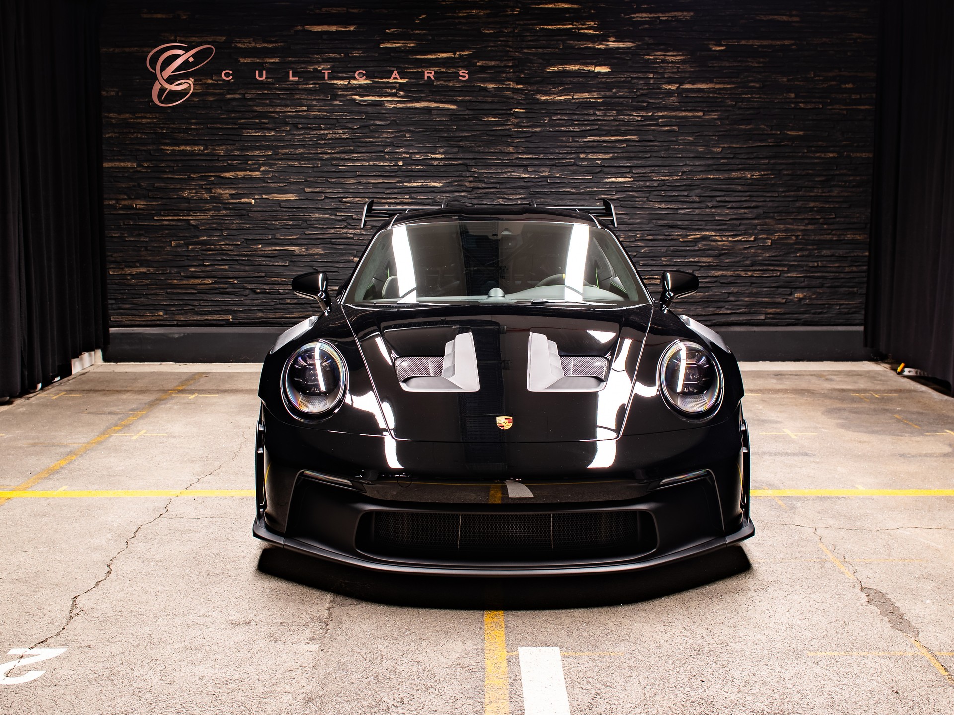 PORSCHE 911 GT3 RS-image-2