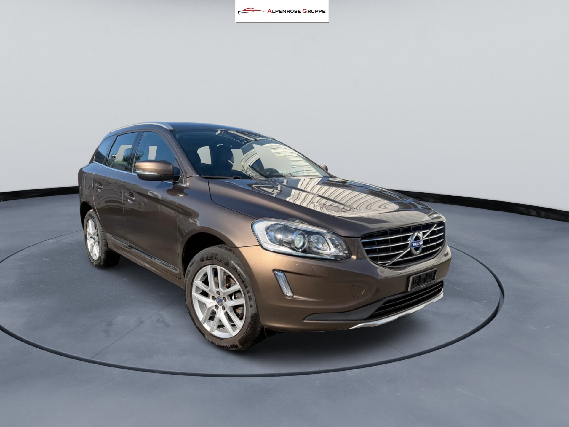 VOLVO XC60 D4 AWD Summum Geartronic-image-0