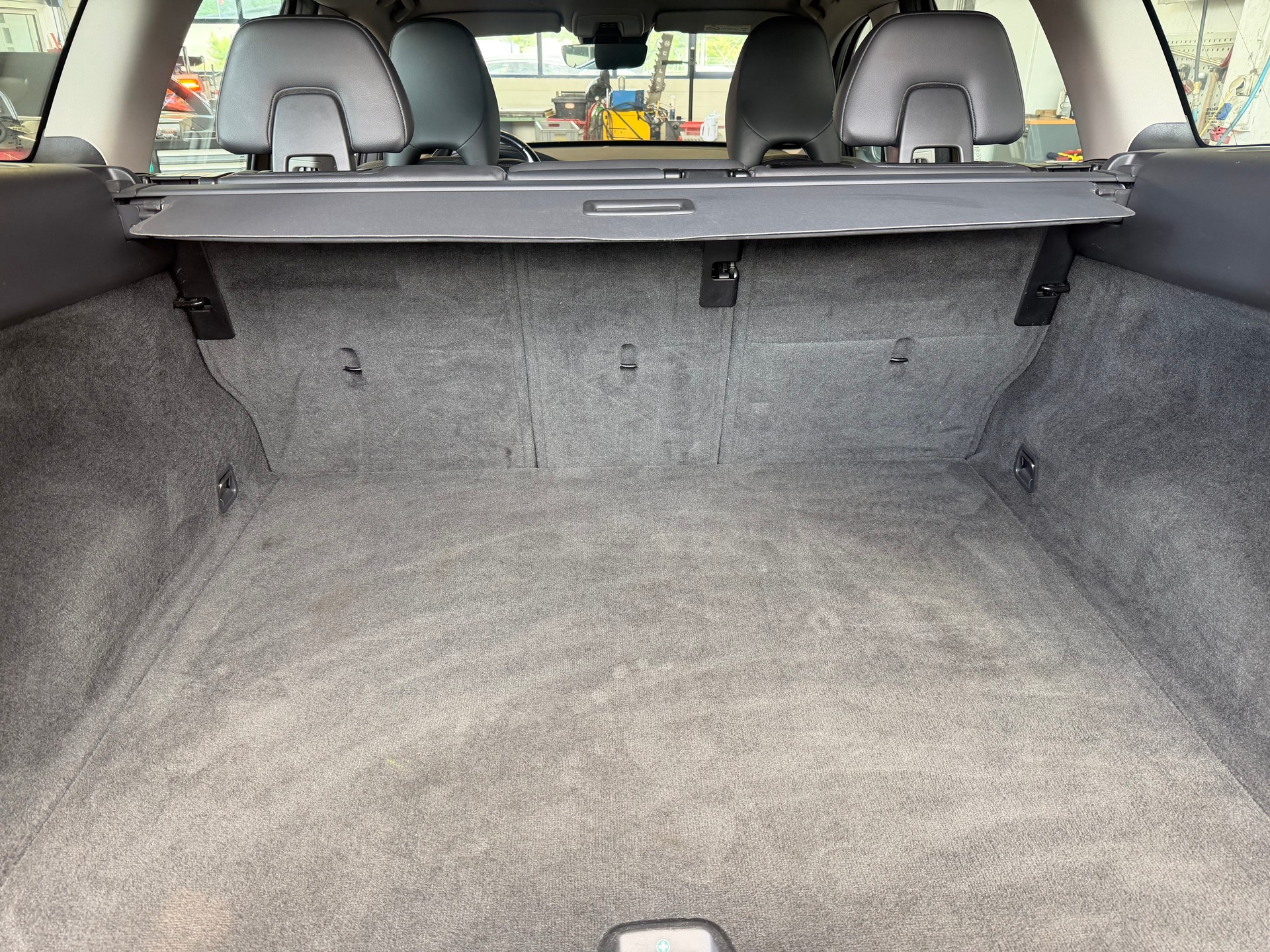 VOLVO XC60 D4 AWD Summum Geartronic-image-10
