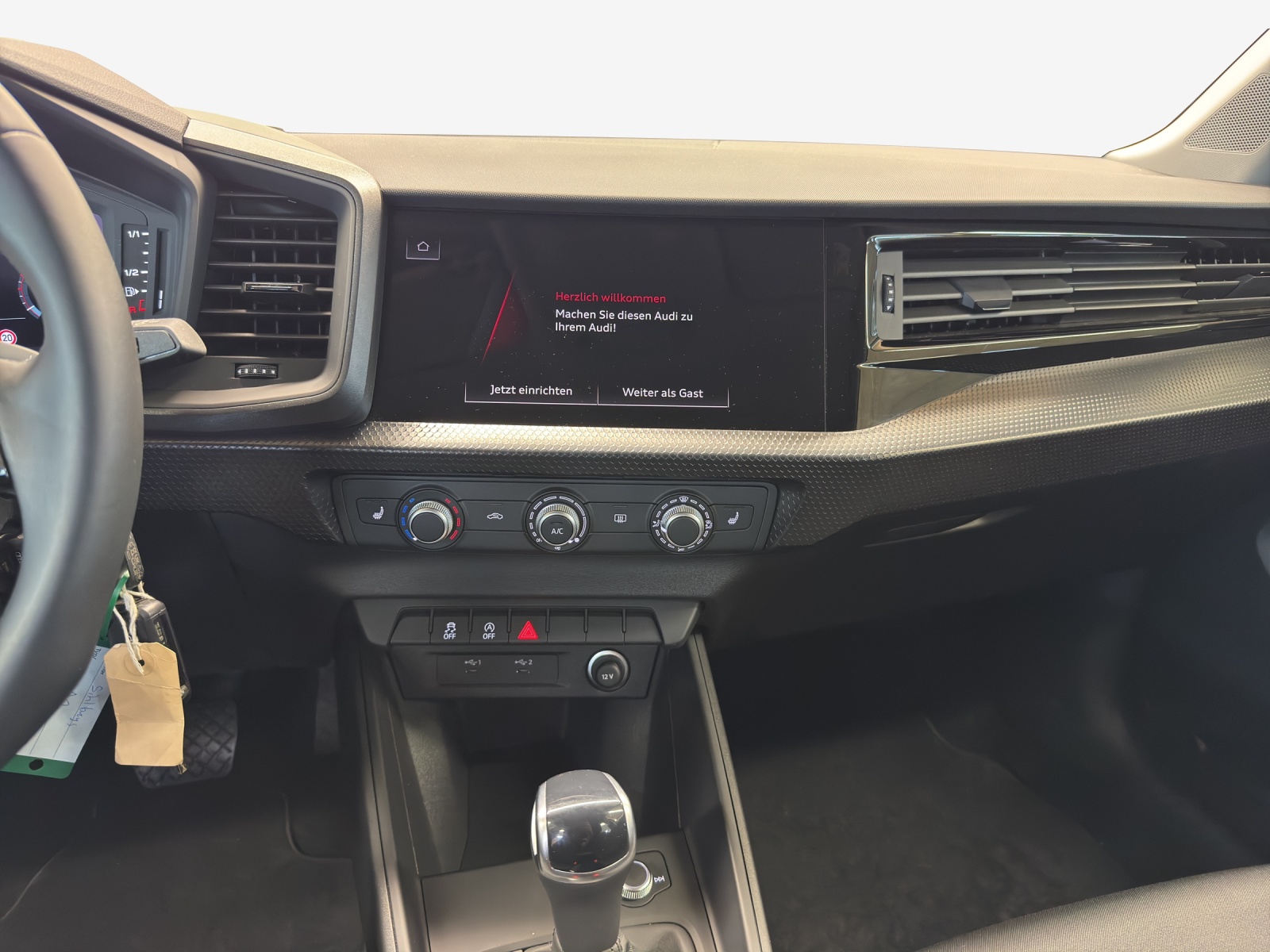 AUDI A1 Sportback 30 TFSI Attraction S-tronic-image-10