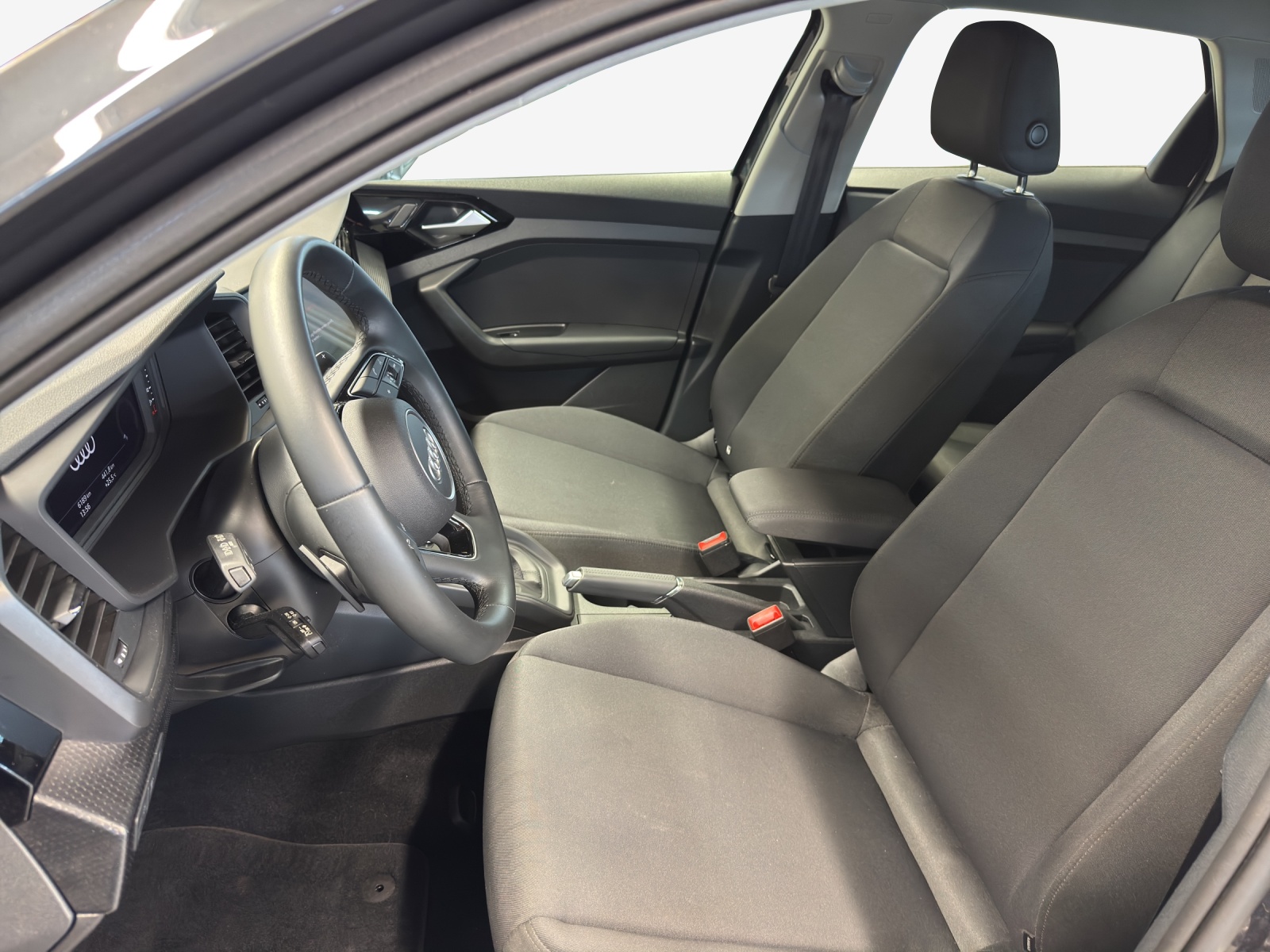 AUDI A1 Sportback 30 TFSI Attraction S-tronic-image-7