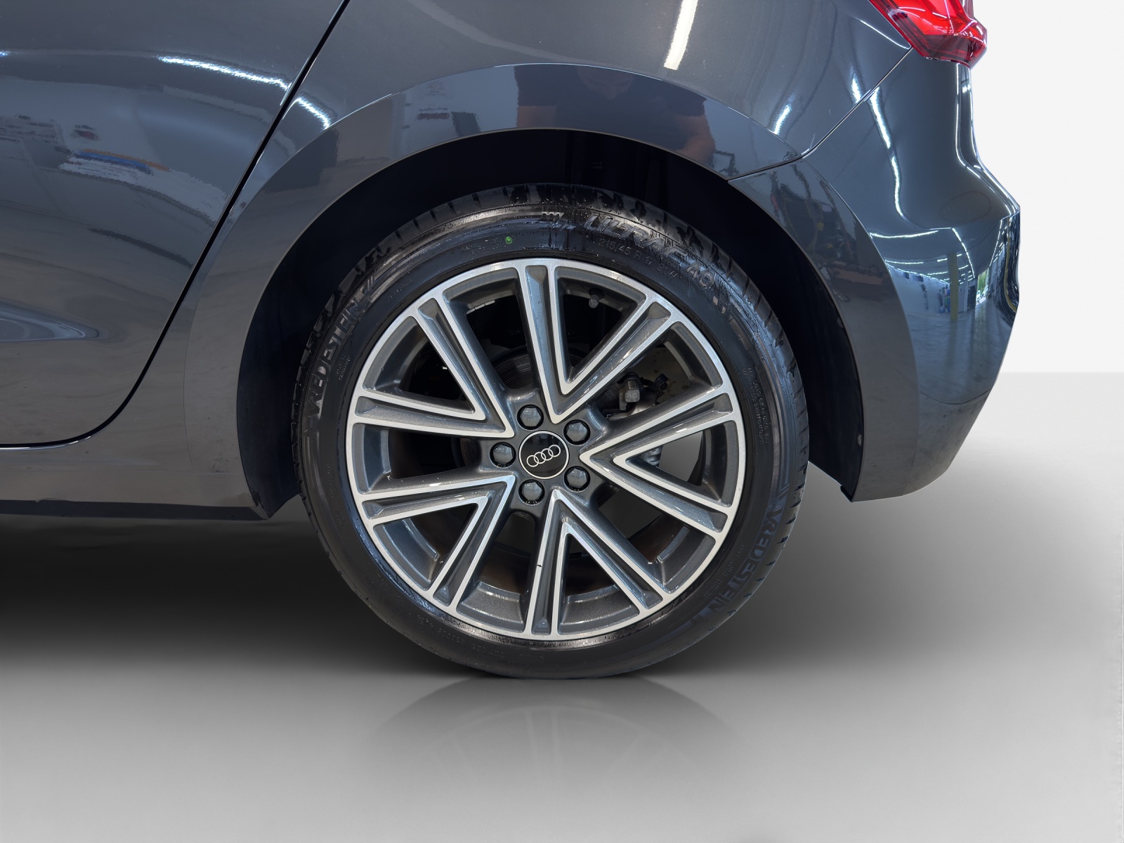 AUDI A1 Sportback 30 TFSI Attraction S-tronic-image-13