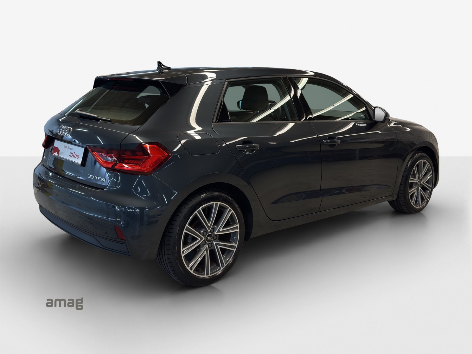 AUDI A1 Sportback 30 TFSI Attraction S-tronic-image-4