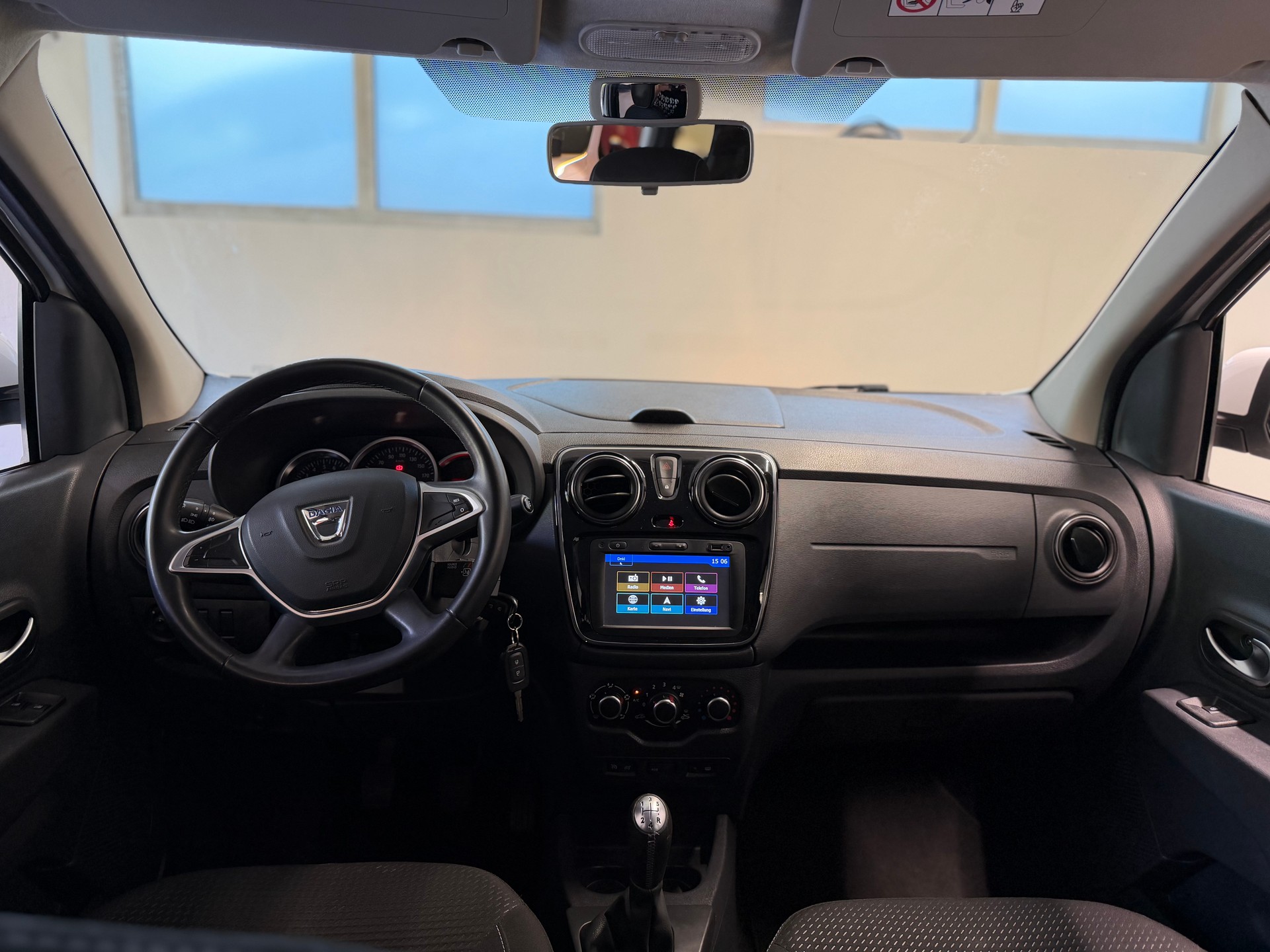 DACIA Lodgy 1.2 Turbo Stepway PL-image-4