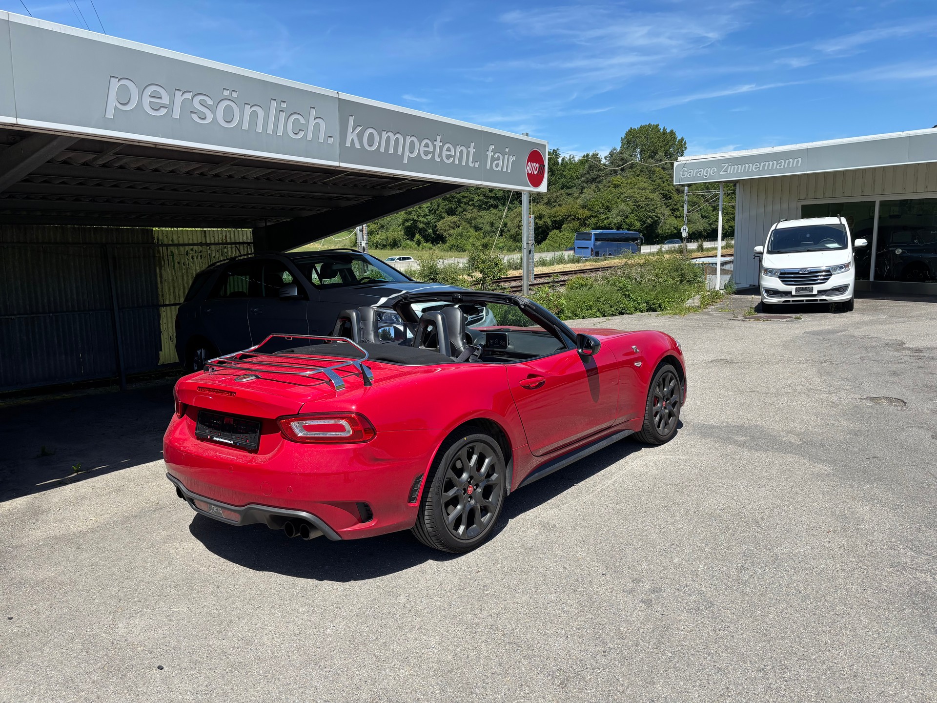 FIAT 124 Spider 1.4 TB Abarth-image-1