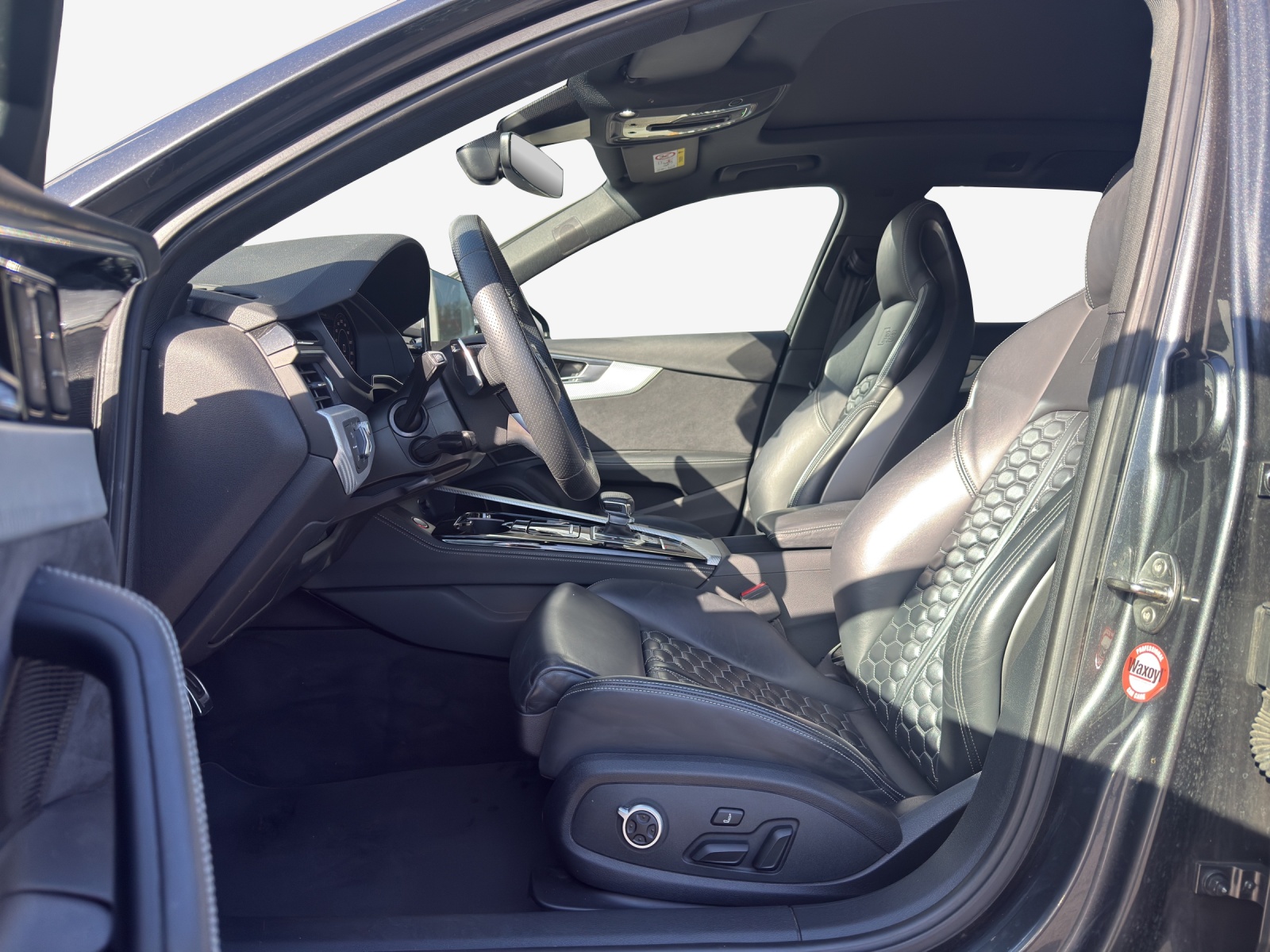 AUDI RS4 Avant quattro tiptronic-image-7