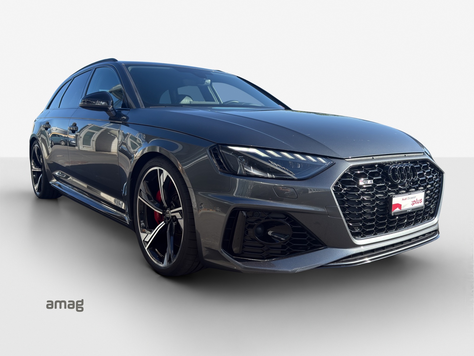 AUDI RS4 Avant quattro tiptronic-image-5