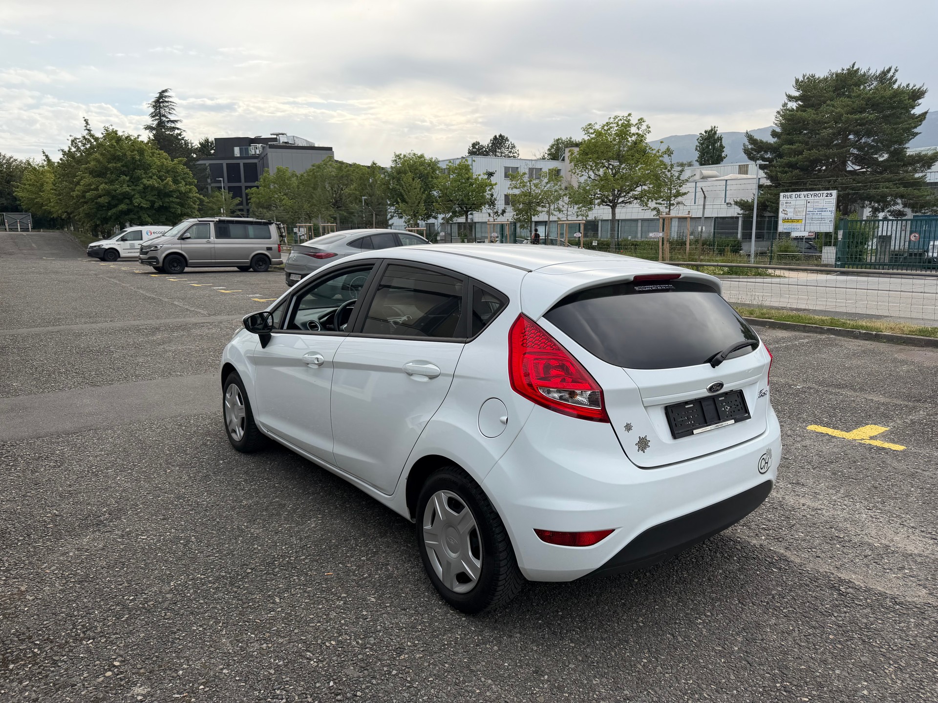 FORD Fiesta 1.4 16V Trend+-image-6