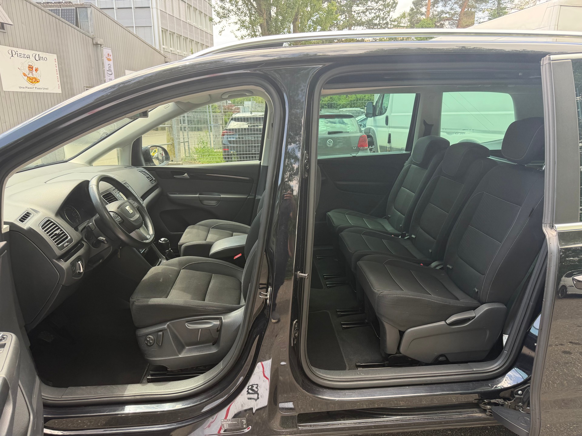SEAT Alhambra 2.0 TDI Style 4x4 * Gr. Navi * Xenon * Klima-auto * Tempomat * PDC V&H - RF-Kamera * Panoramadach *-image-3