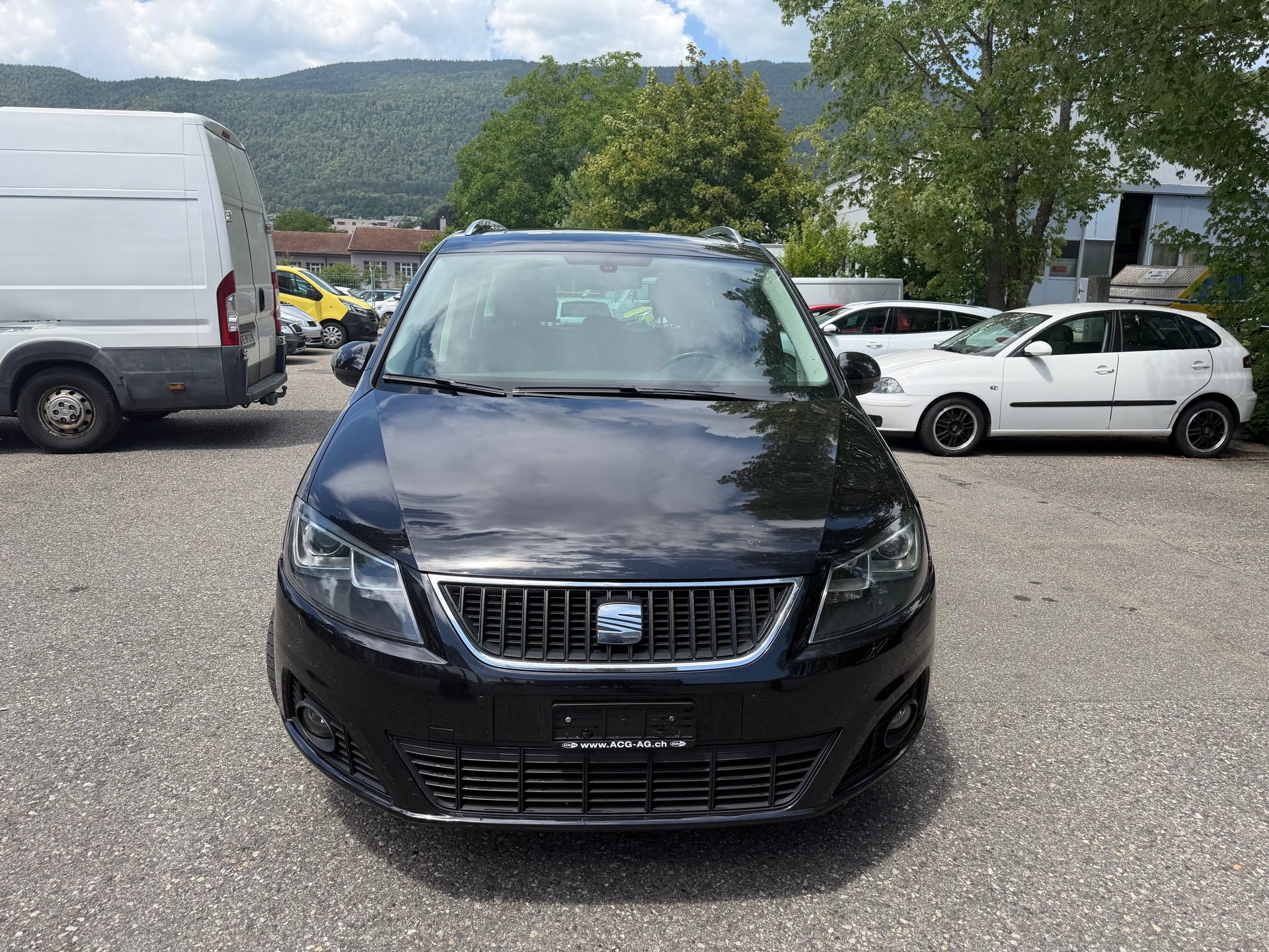 SEAT Alhambra 2.0 TDI Style 4x4 * Gr. Navi * Xenon * Klima-auto * Tempomat * PDC V&H - RF-Kamera * Panoramadach *-image-1