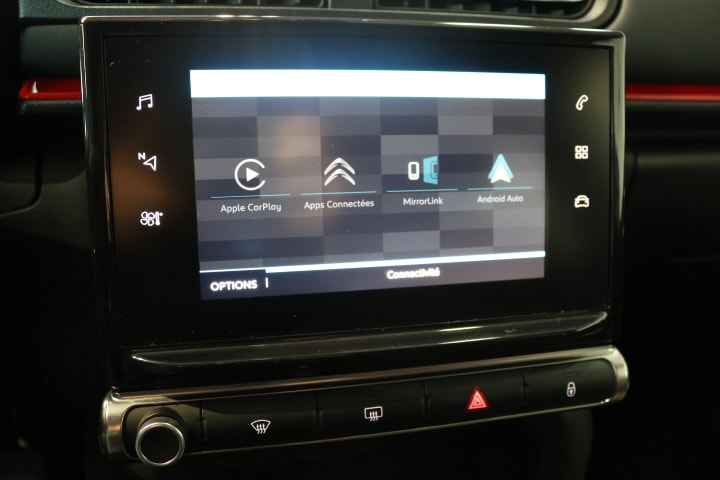 CITROEN C3 1.2i PureTech Shine EAT6-image-28