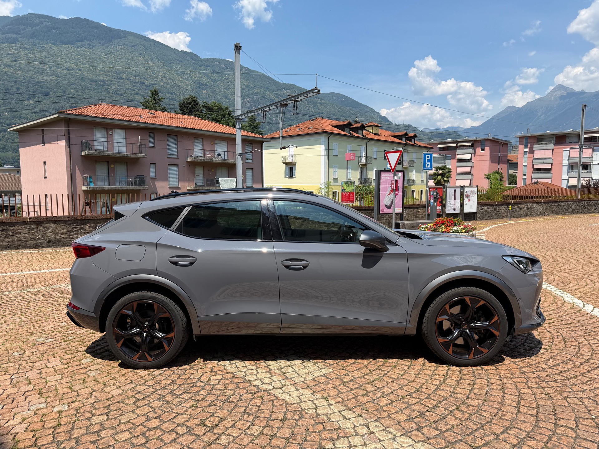 CUPRA Formentor 1.4 e-HYBRID pHEV VZ DSG-image-2