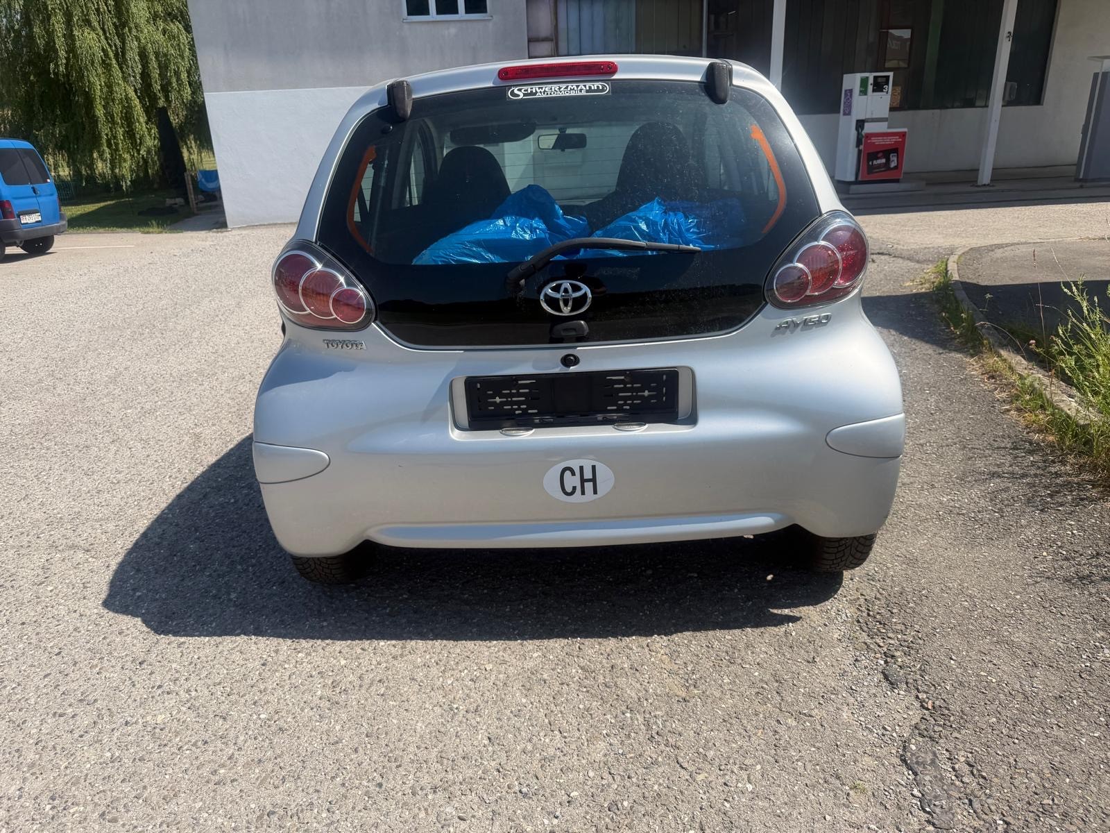 TOYOTA Aygo 1.0 Linea Terra-image-2