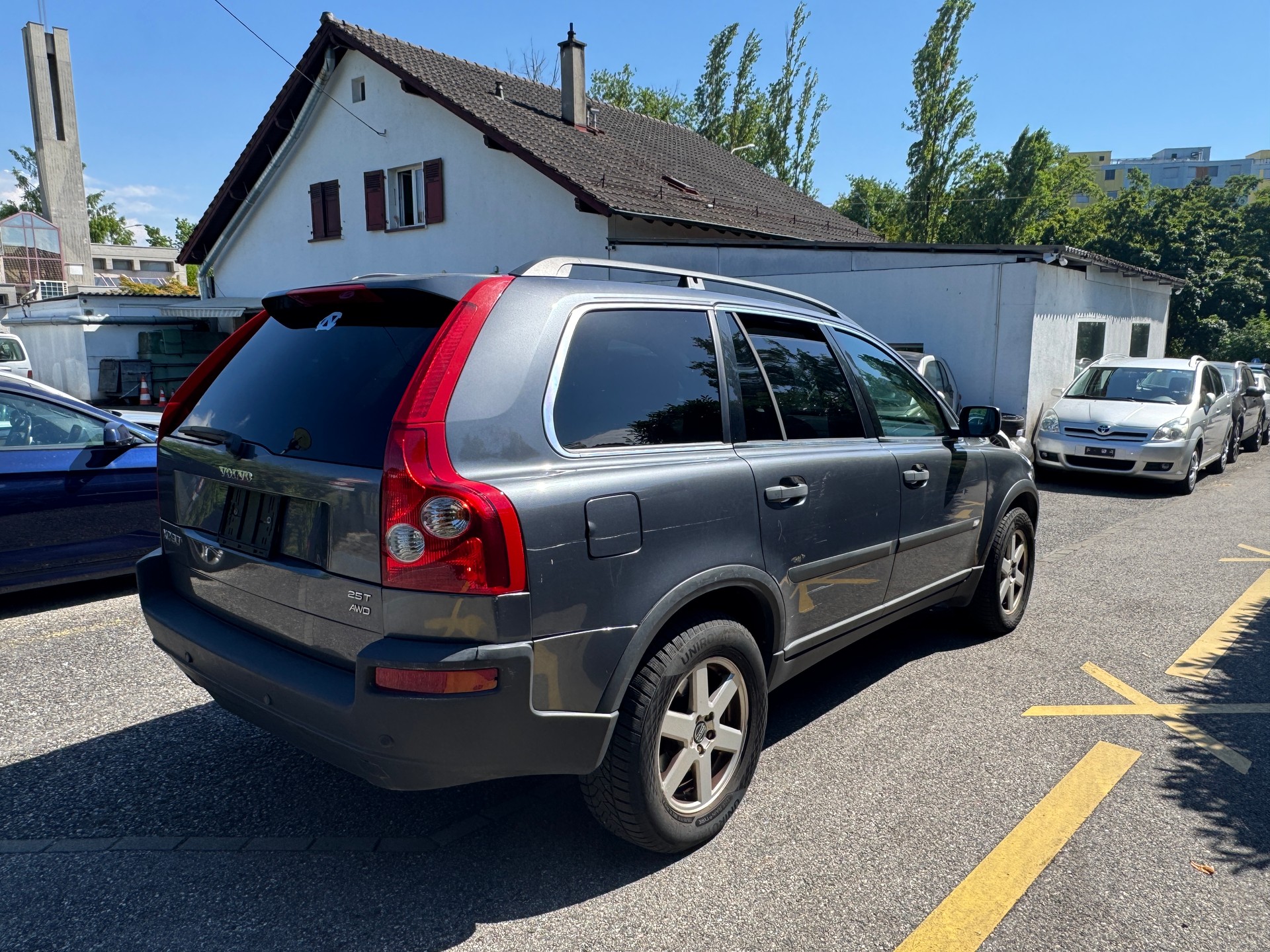 VOLVO XC90 2.5T AWD Executive Geartronic-image-3