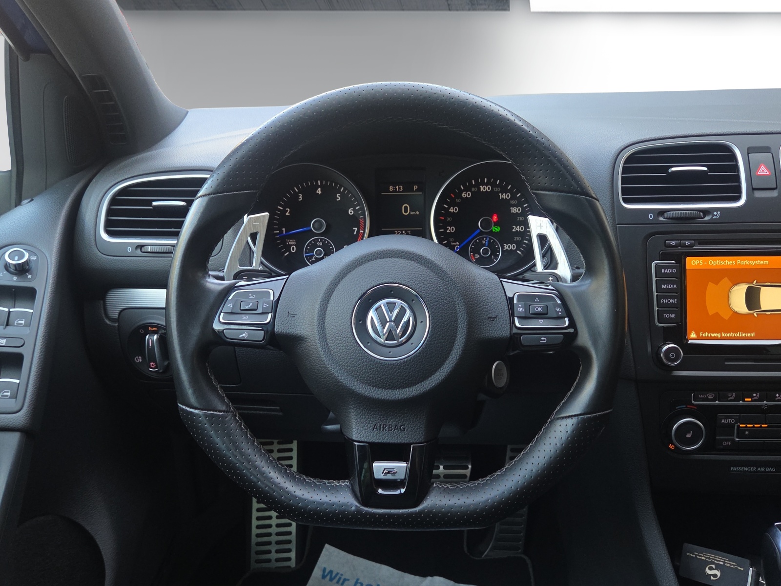 VW Golf 2.0 TSI R 4Motion DSG-image-11