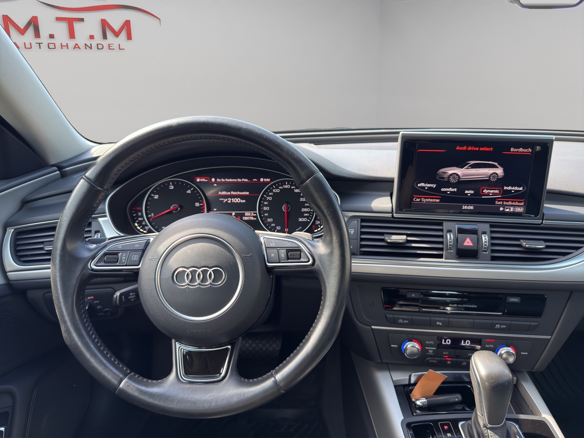 AUDI A6 Avant 2.0 TDI quattro S-tronic-image-16