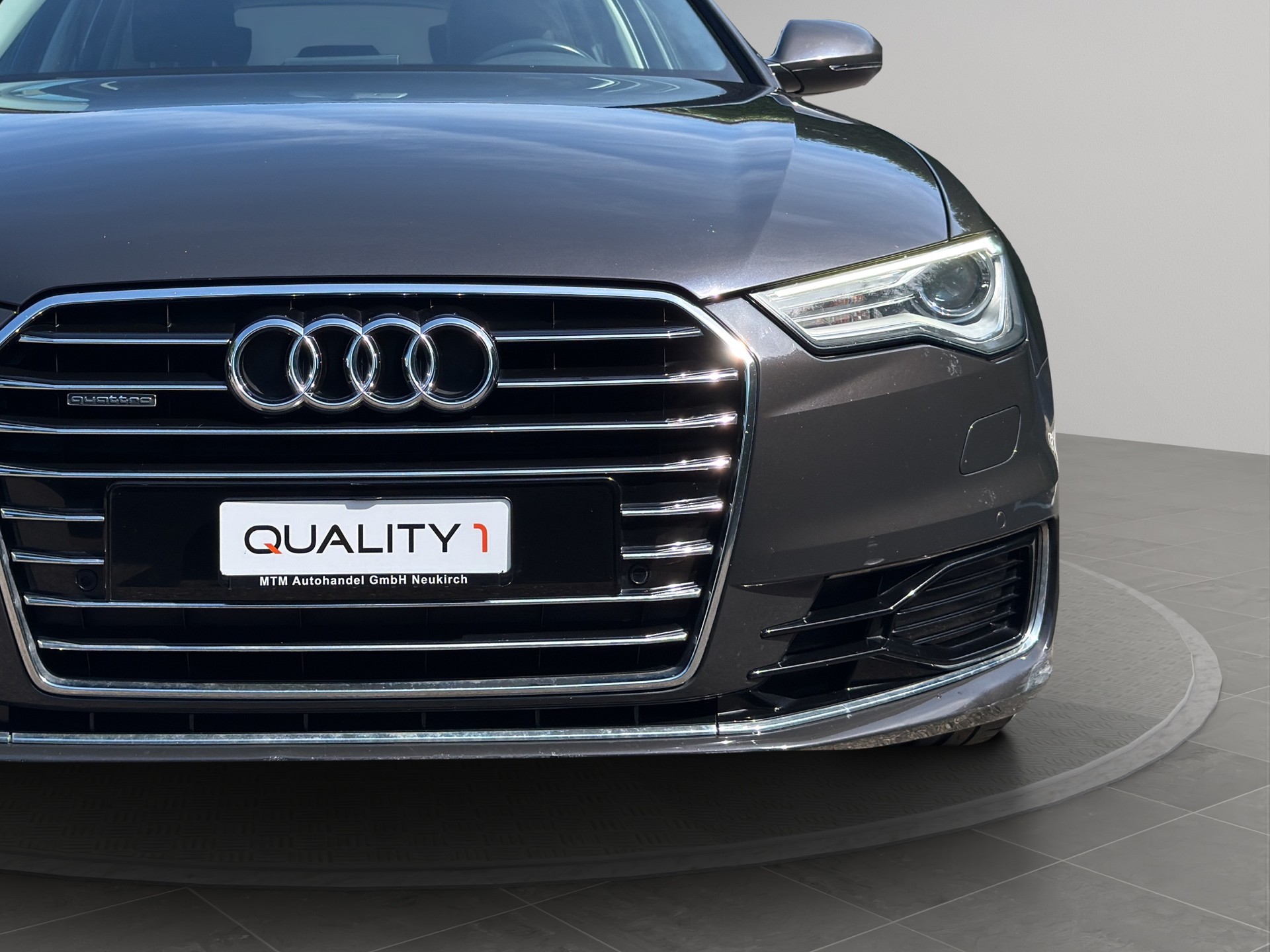 AUDI A6 Avant 2.0 TDI quattro S-tronic-image-3