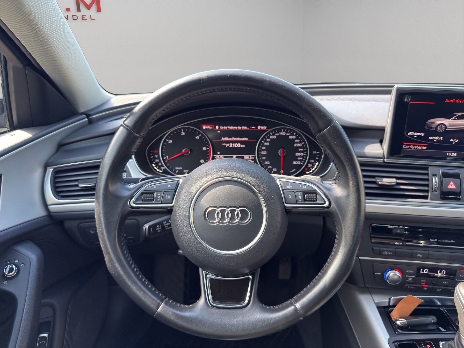 AUDI A6 Avant 2.0 TDI quattro S-tronic-image-15