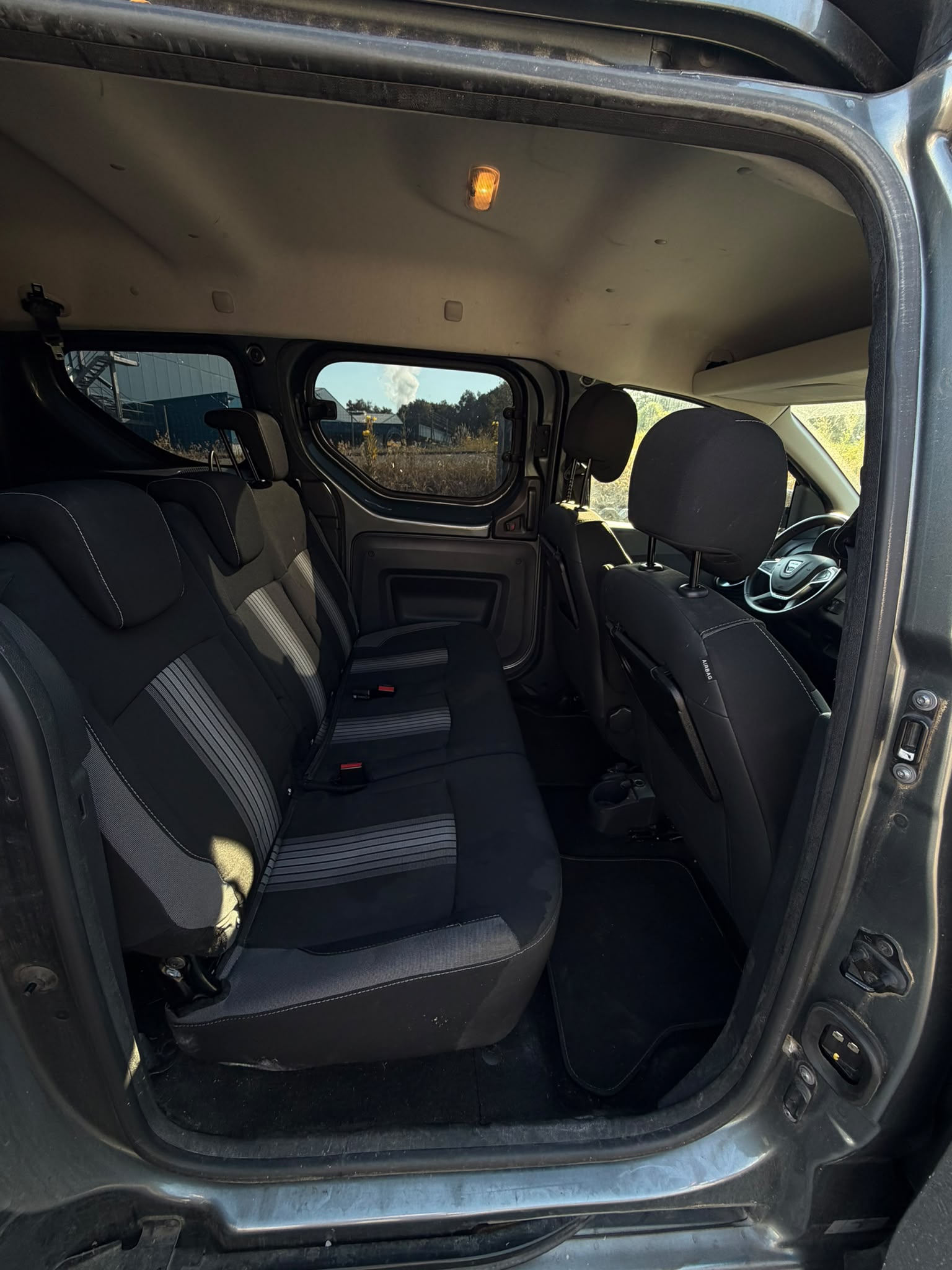 DACIA Dokker 1.2 T Stepway-image-7