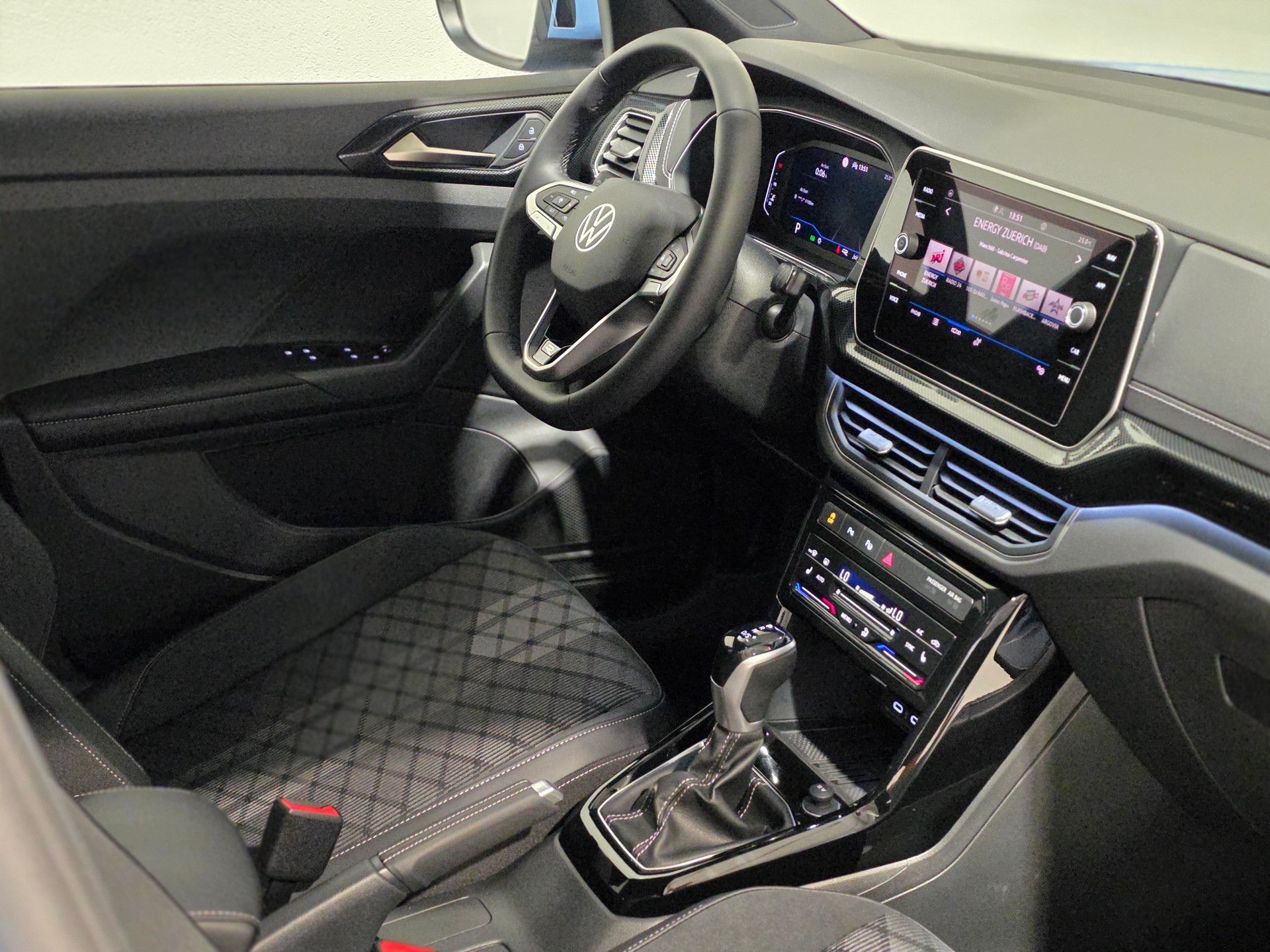 VW T-Cross 1.5 TSI EVO ACT R-Line DSG-image-17
