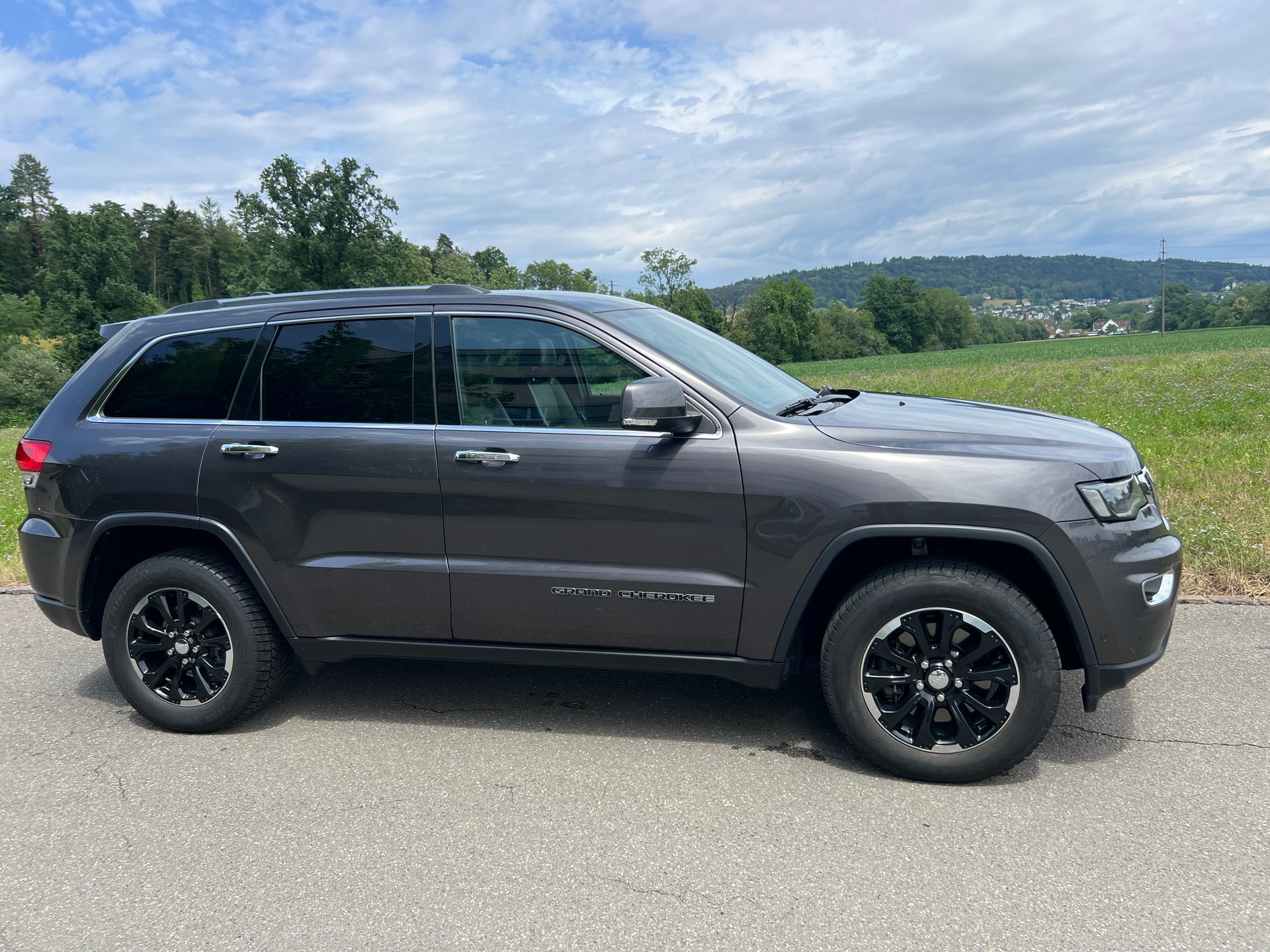 JEEP Grand Cherokee 3.0 CRD Limited Automatic-image-1