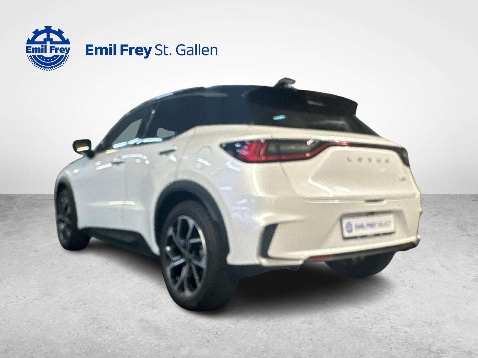 LEXUS LBX 1.5 Hybrid Cool AWD-showroom-element-2