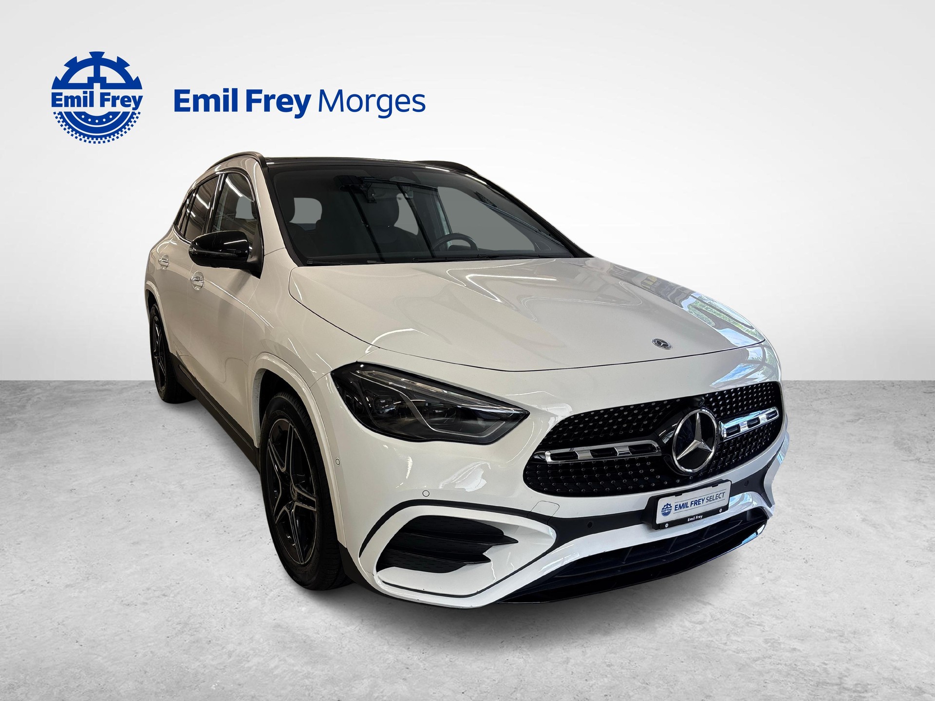 MERCEDES-BENZ GLA 250 AMG Line 4matic-image-0