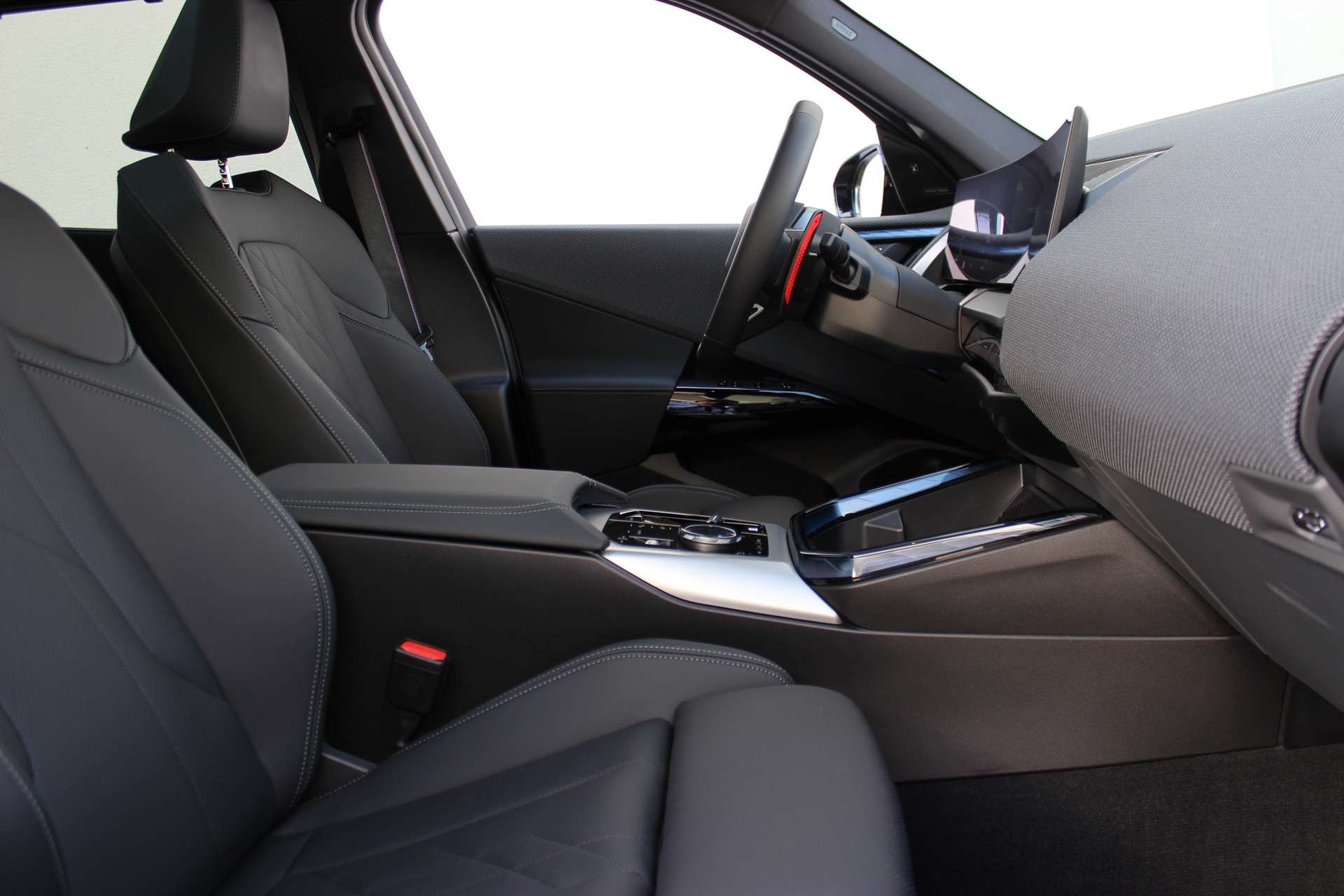 BMW X3 xDrive M50 48V M Sport Pro Frozen Pure Grey metallic *0.9%-LEASINGAKTION*-image-3