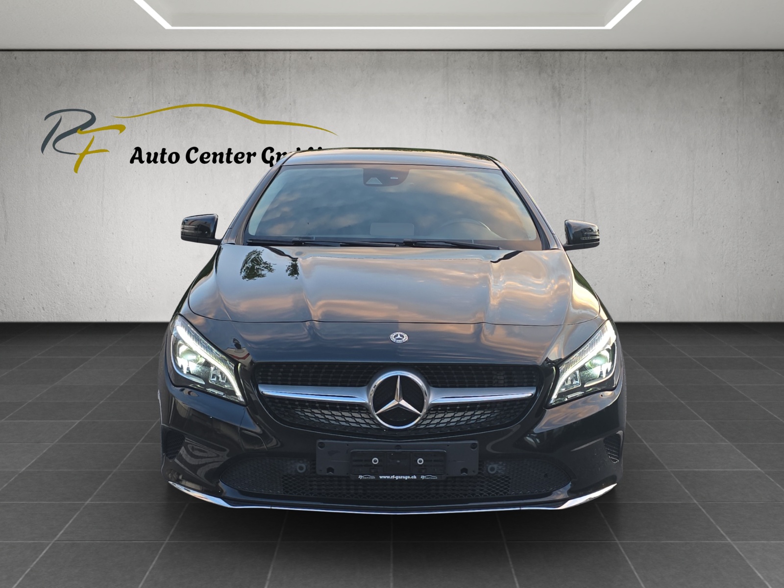 MERCEDES-BENZ CLA Shooting Brake 200 Night Star 7G-DCT-image-0