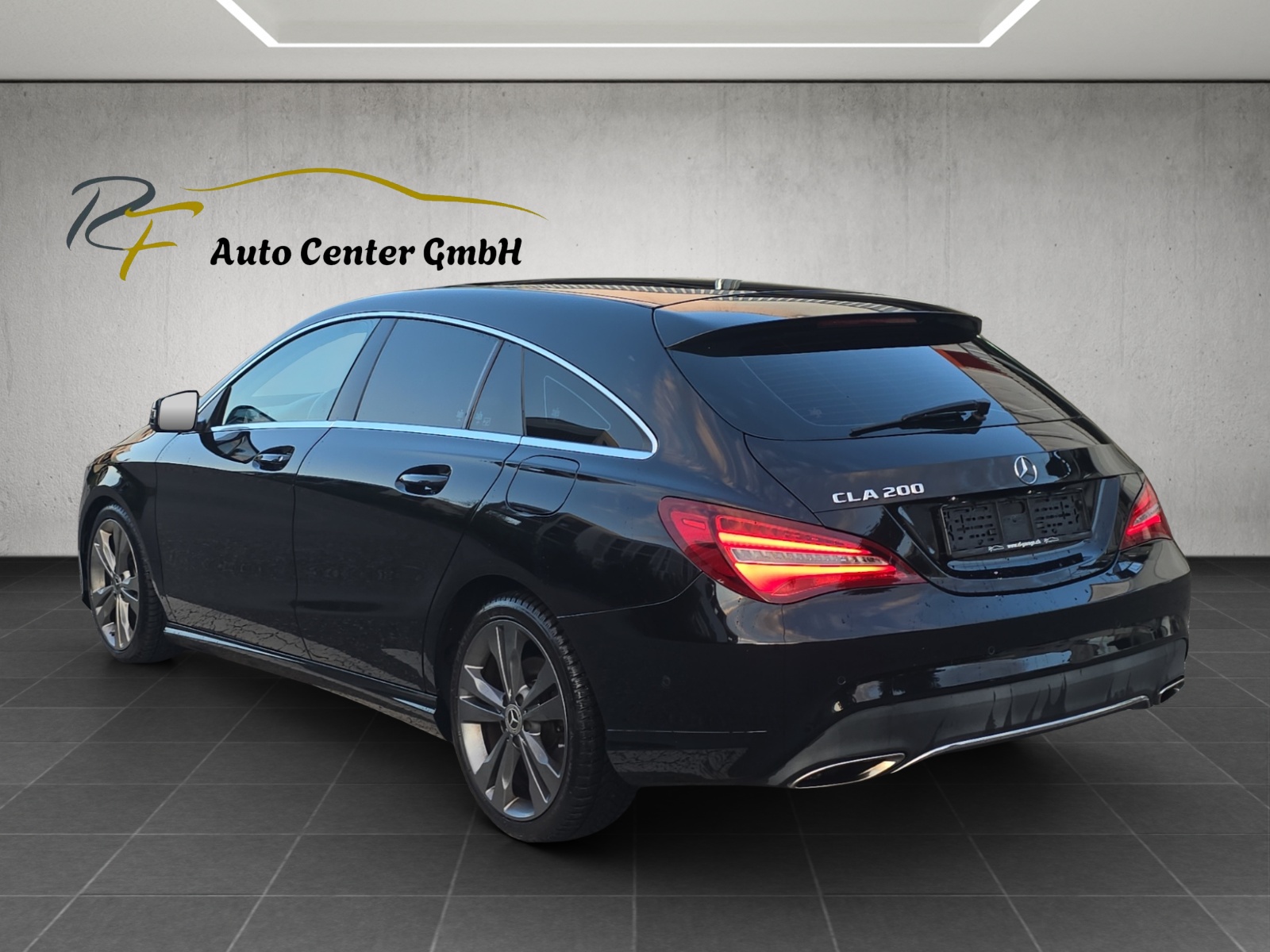 MERCEDES-BENZ CLA Shooting Brake 200 Night Star 7G-DCT-image-4