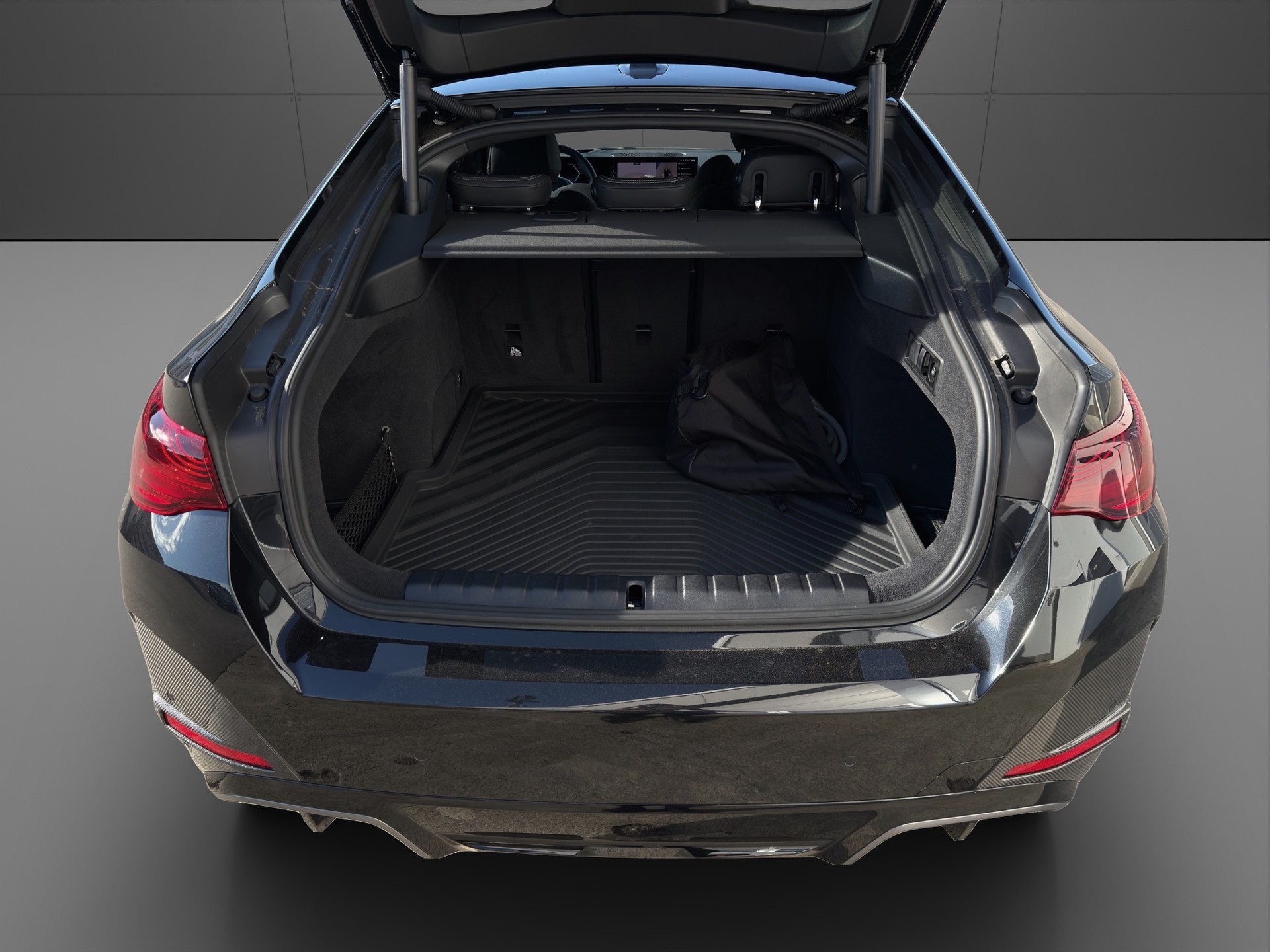 BMW i4 M50 M Sport Pro-image-3