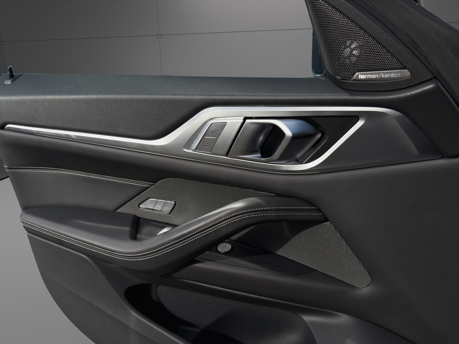 BMW i4 M50 M Sport Pro-image-16
